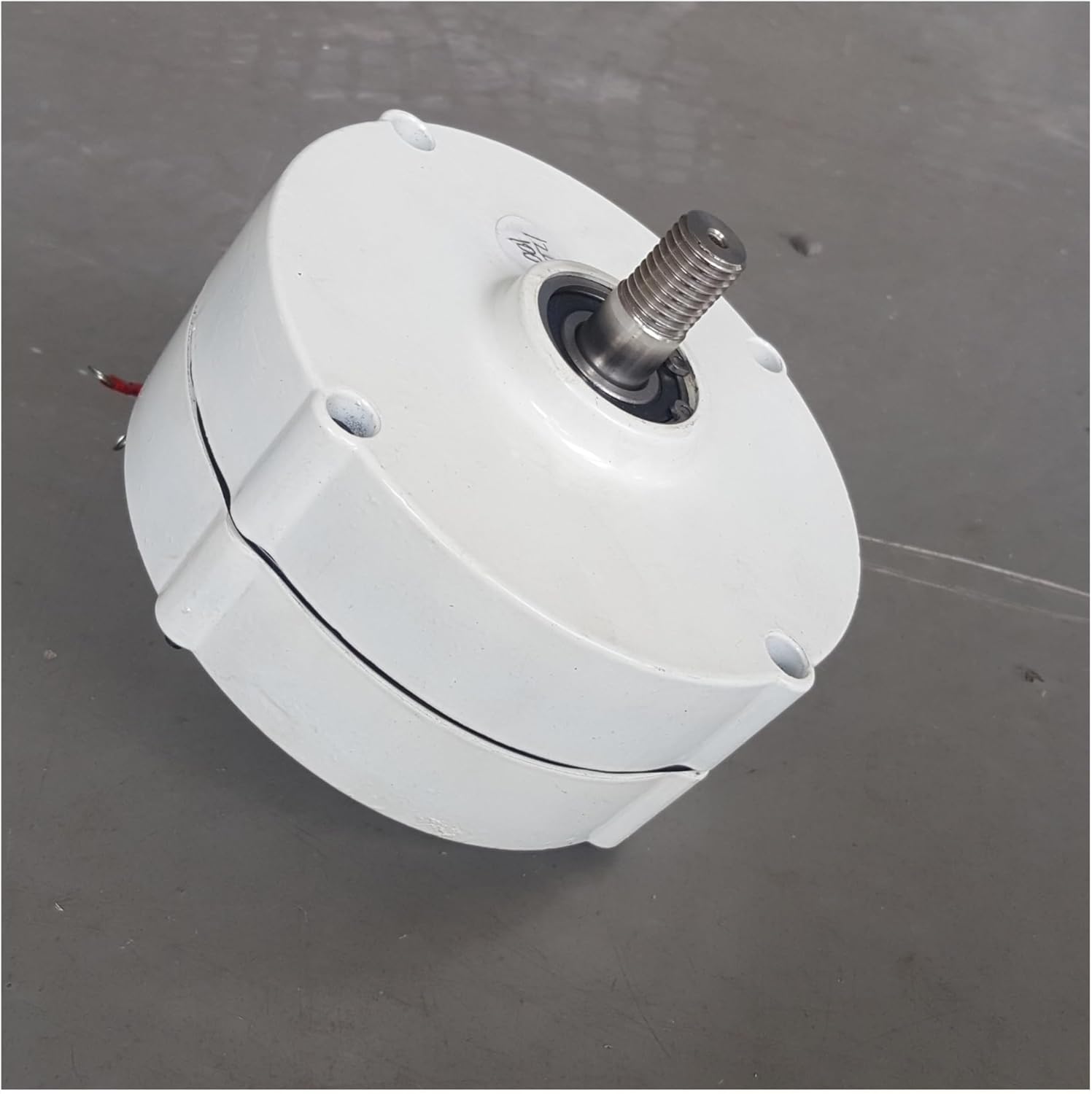 Generators 400W 600W 800W Low Speed 12V 24V 3 Phase Gearless Permanent Magnet AC Alternators for Wind Water Turbine for Home Use Industrial Energy(Without Base,24V_800W)