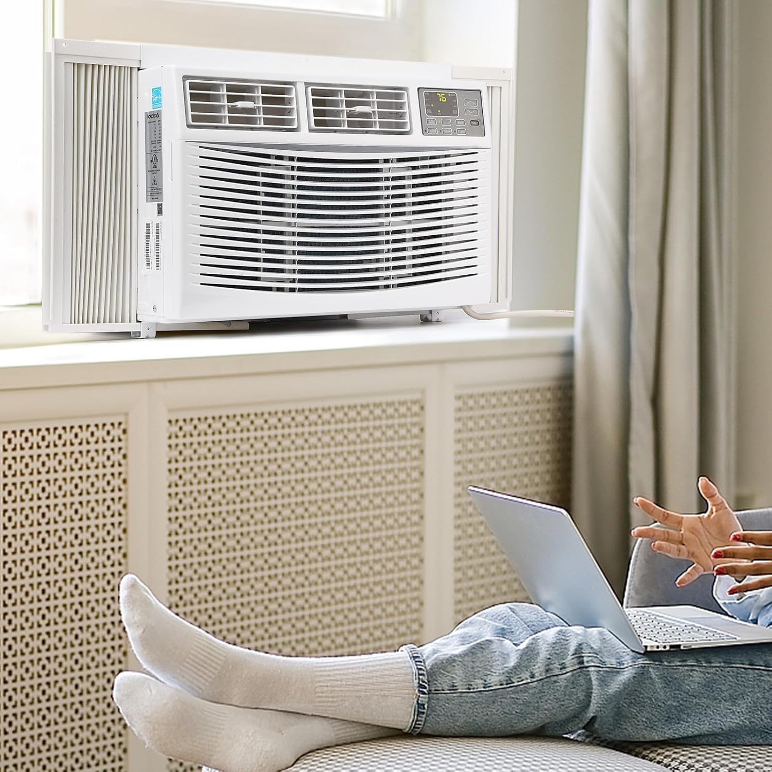 Window Air Conditioner, 8000 BTU Window AC for 370 Sq. Ft, Features Dehumidify & Fan Modes, Quiet Performance, Easy Setup, Remote Control Included, Perfect for Home and Office Use