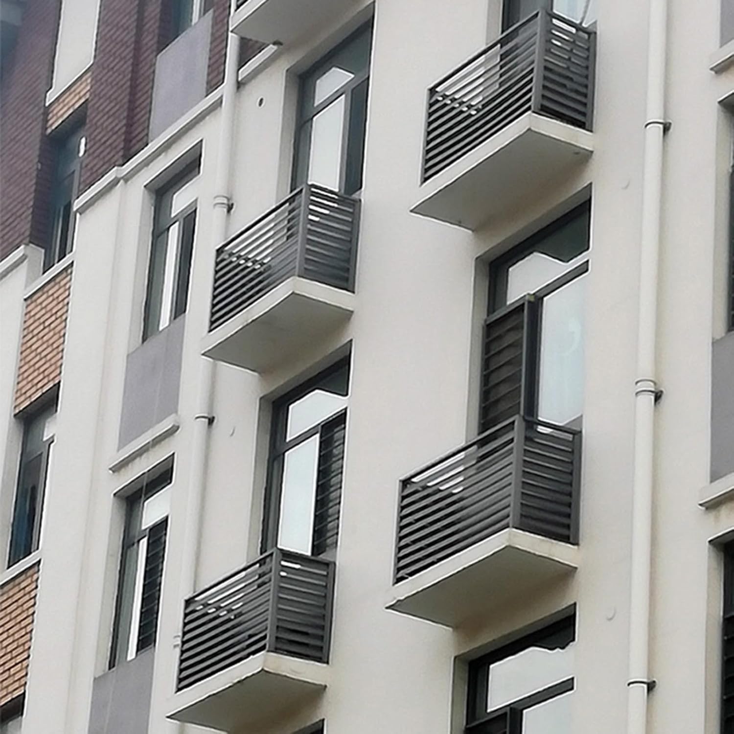 Aluminium Alloy Air Conditioner Rack Louvered Grille Detachable Air Conditioner Cover Outdoor Host Fence Shelves Shelter Decoration Rust-Free Rust (Color : Black, Size : 43.3x31.5x23.6in)