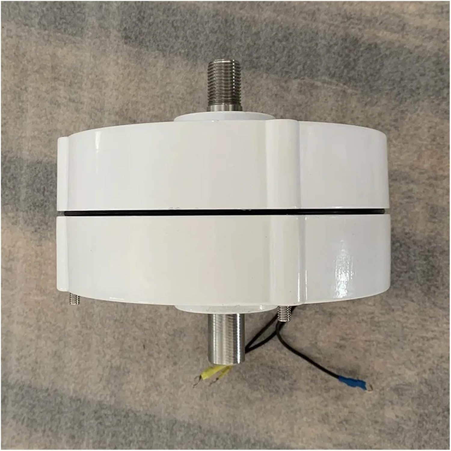 Wind Turbines, Small 200W Permanent Magnet Generator Low Speed Start NdFeB Alternator Aluminum Shell Generators for DIY Wind Turbines(NB,Double Shaft_24V)