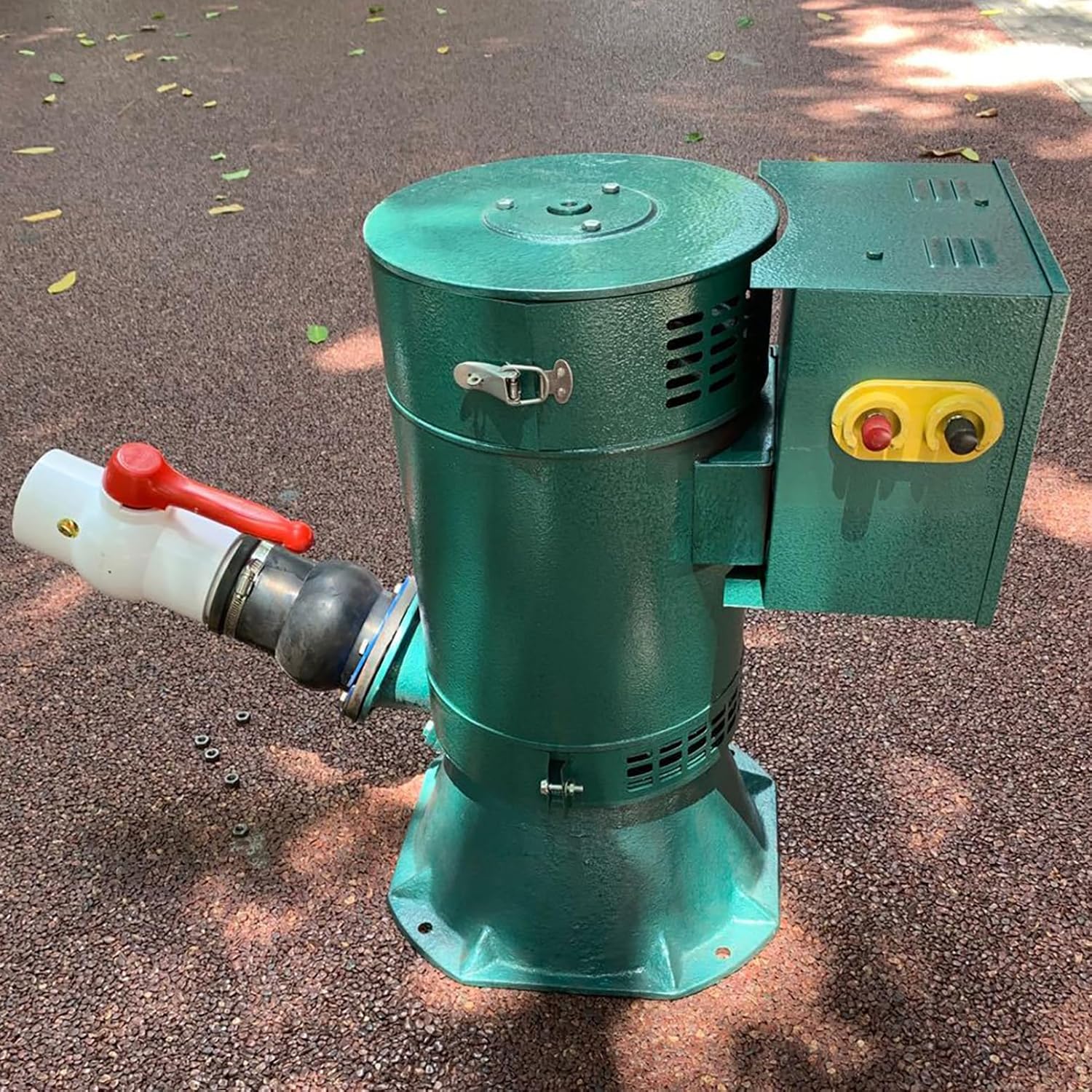 5000W High Power Hydroelectric Generator Single-Phase 220V / Three-Phase 400V Water Turbine Generator with Automatic Voltage Stabilization and Leakage Protection for Home, Outdoor,5kw,220V