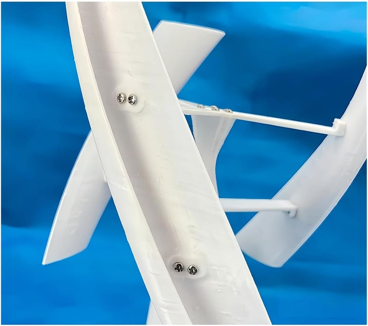 3 Leaves Micro Wind Power Generator Vertical Axis Brushless DC Generator tive Energy Generators 1-25W 1-15V Industrial Energy