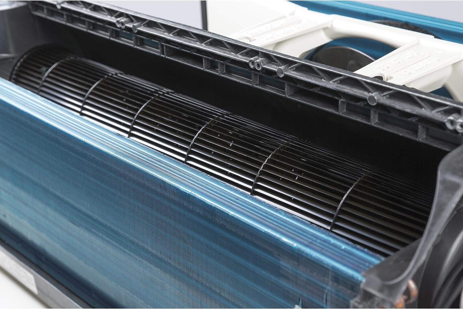 GE AZ65H09DAB Zoneline Heat Pump Unit with 9700/9600 BTU Cooling Capacity in Bisque