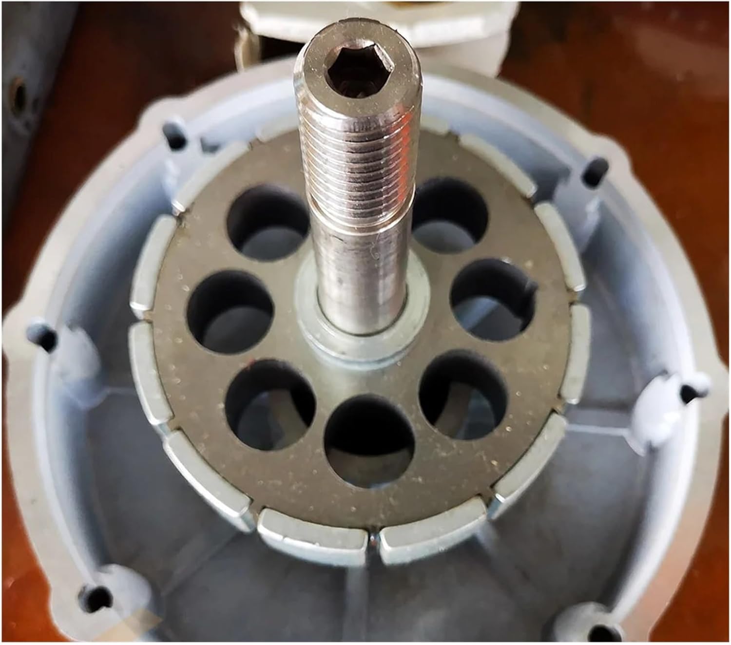 Gearless Permanent Magnet Turbine Generator Low Speed 1000W 12V 24V 48V Wind Power Generator for Water Conservancy and Wind Power Industrial Energy(with Base,12V_1KW with Control)