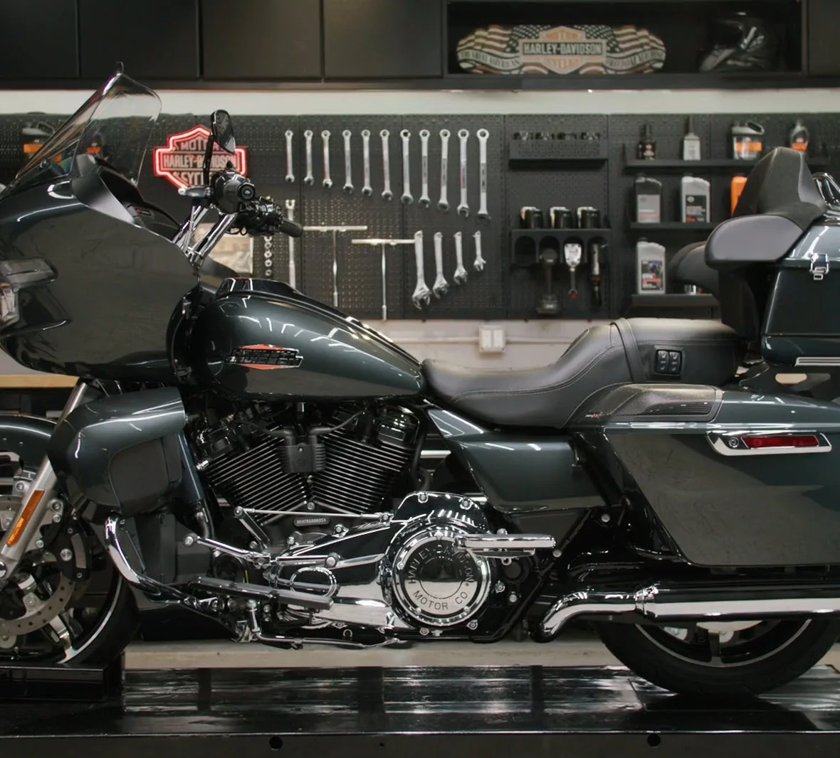 Road Glide Limited Package – Black