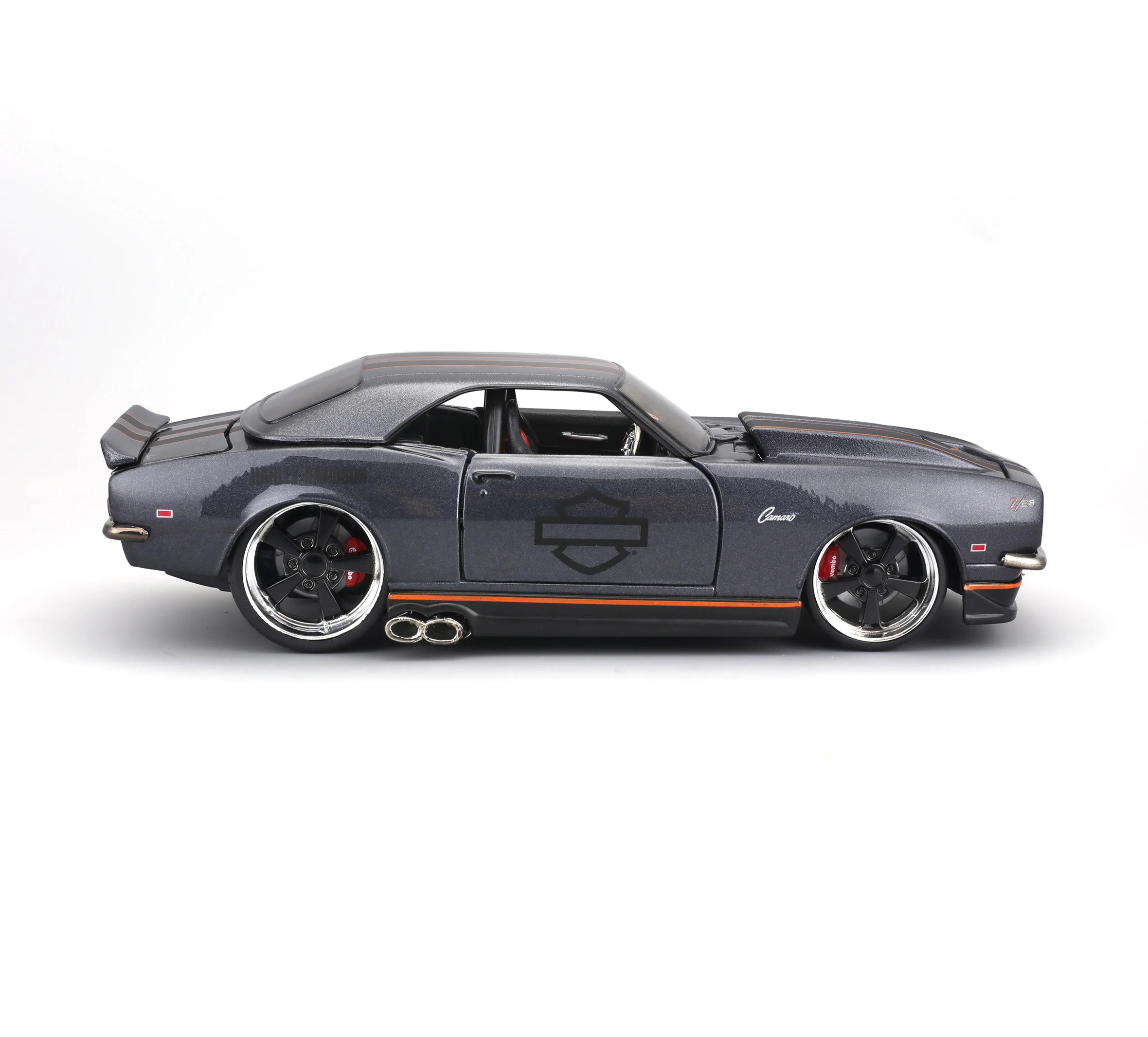 H-D 1:24 Scale Diecast Custom 1968 Chevrolet Camaro