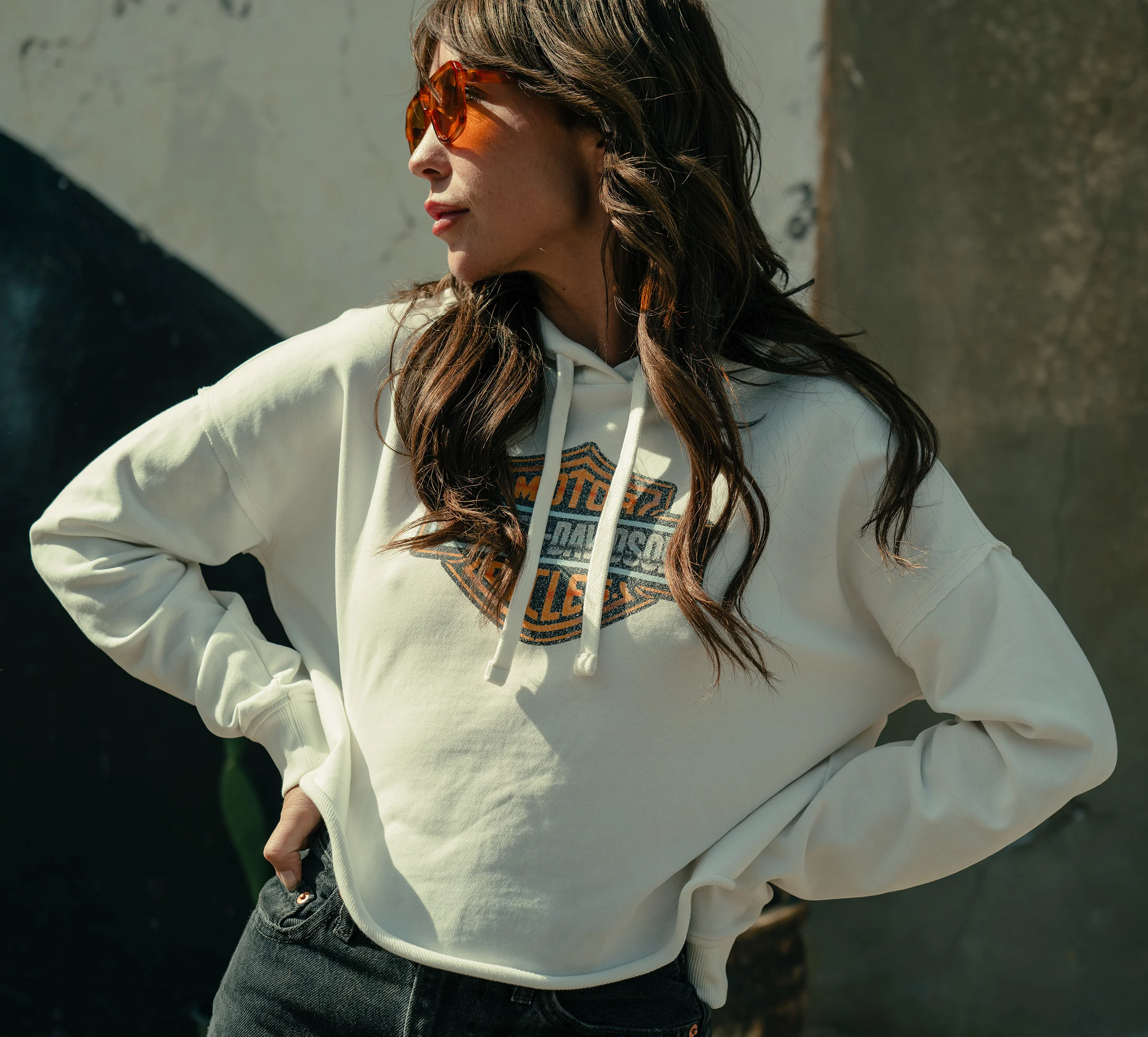 Women's Chrome Evo Bar & Shield Cropped Pull Over Hoodie