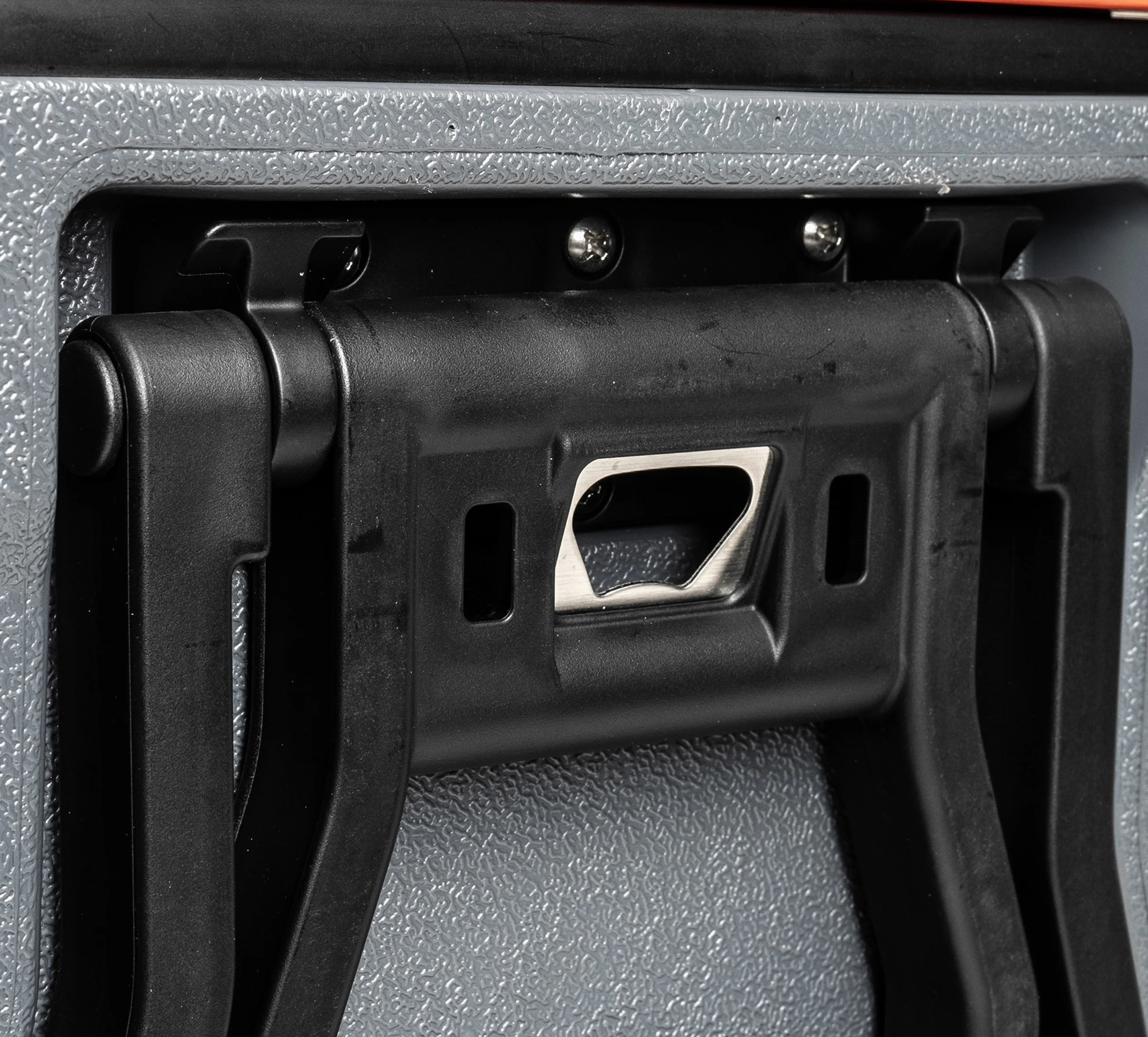 Open Bar & Shield Wheeled Cooler