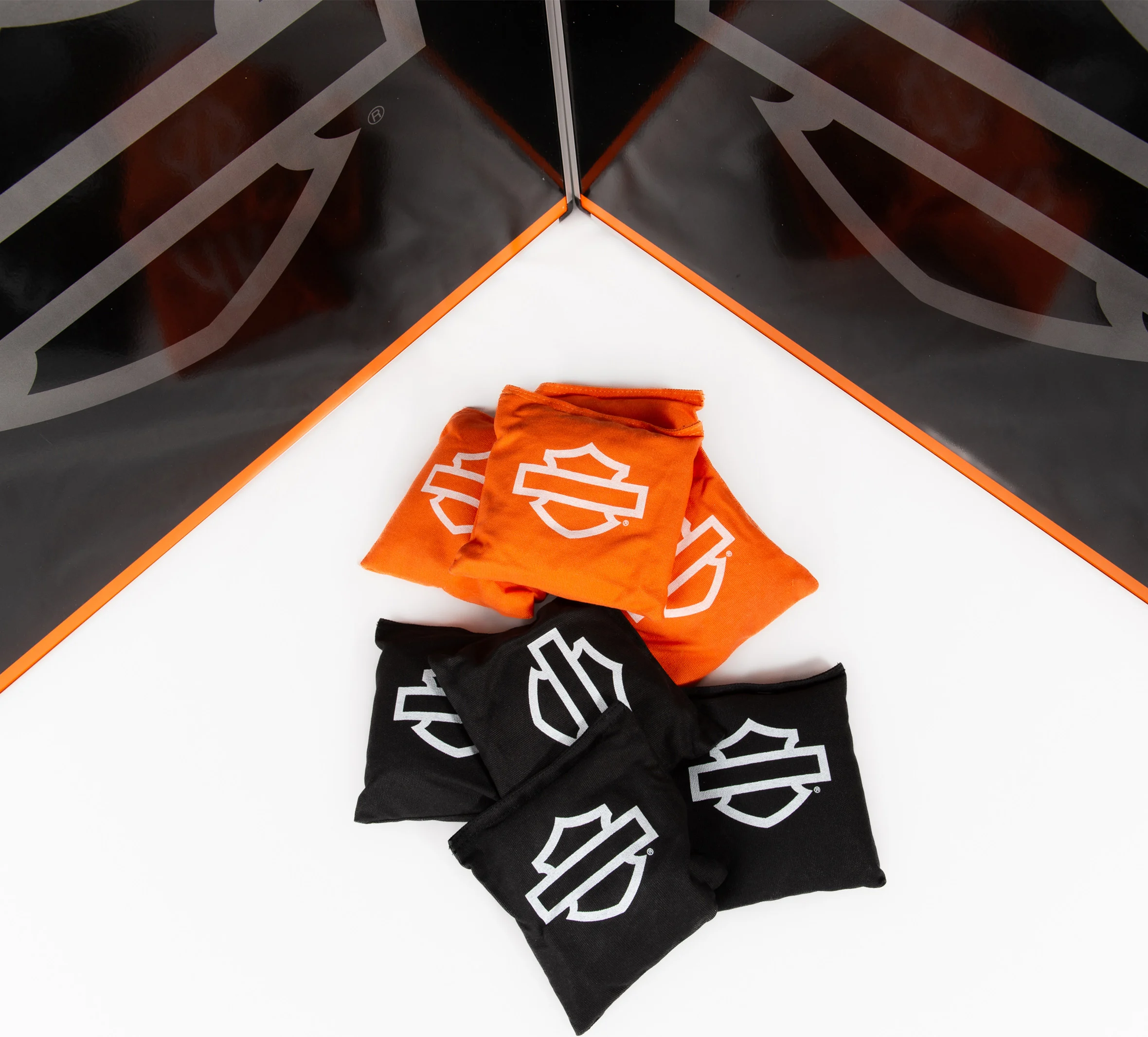 H-D Stealth Cornhole Board