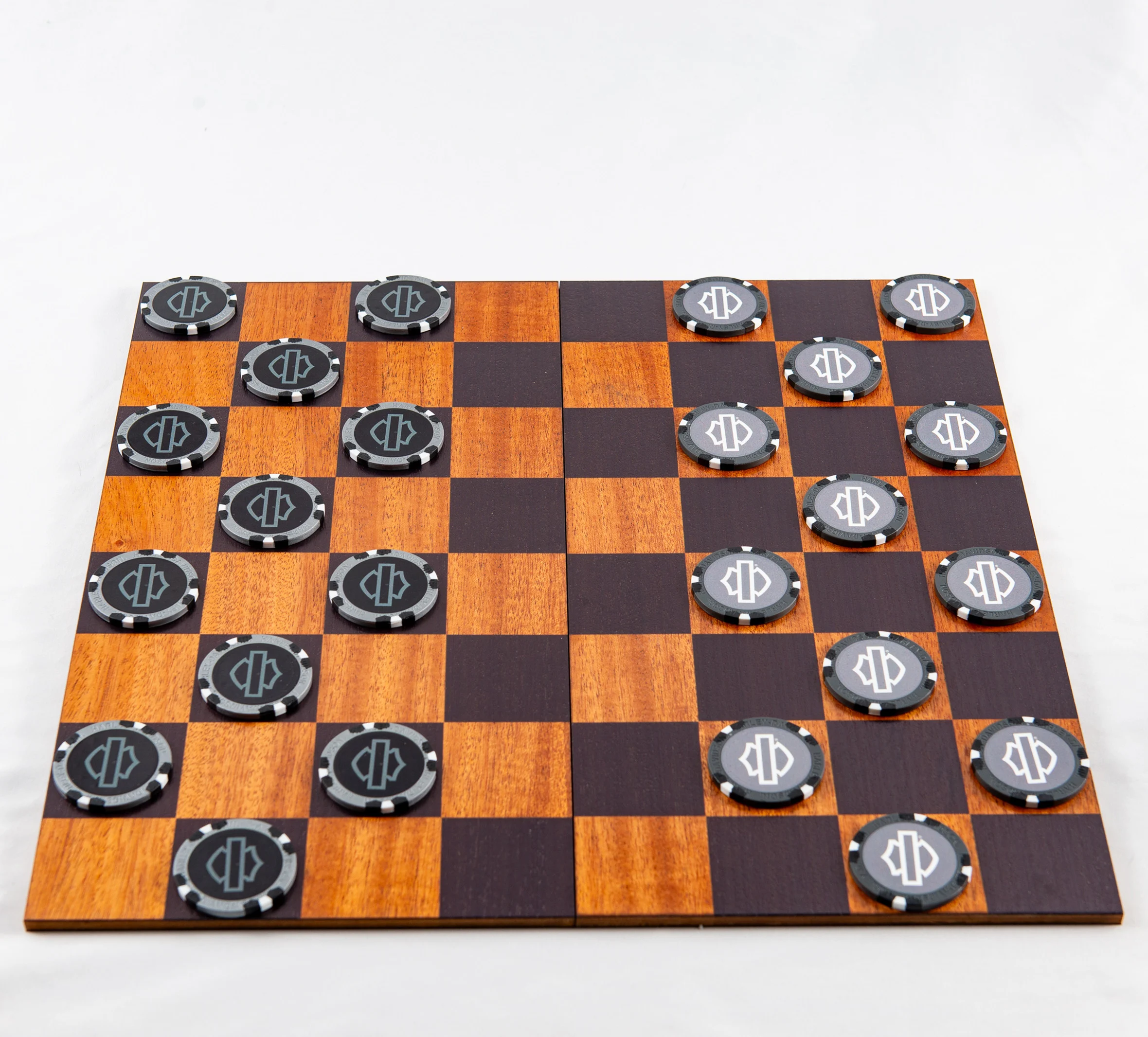 H-D Deluxe 3 in 1 Game Set Four across / Checkers / Playing cards