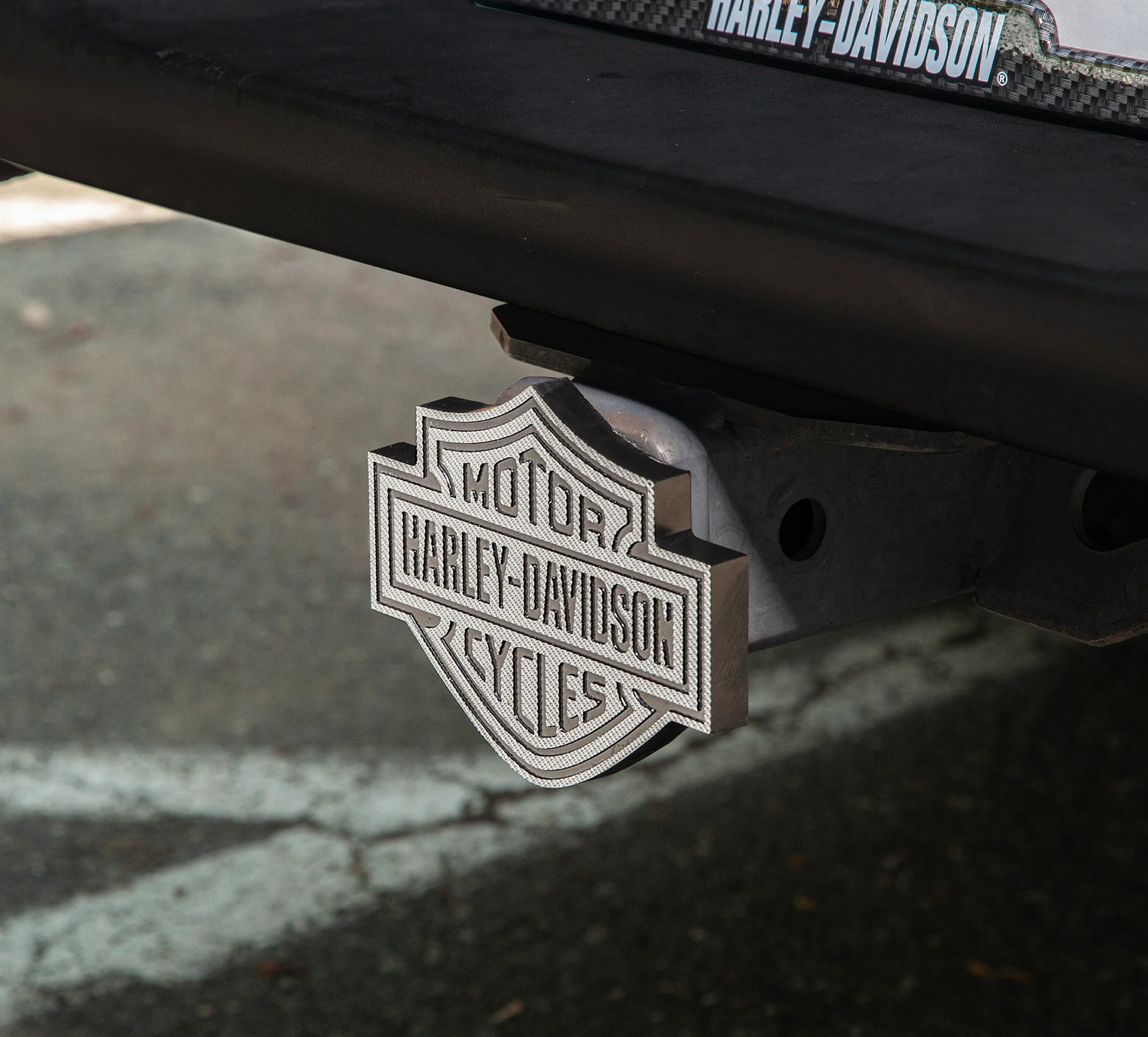 Harley-Davidson Bar &Shield Diamond Cut Hitch Plug