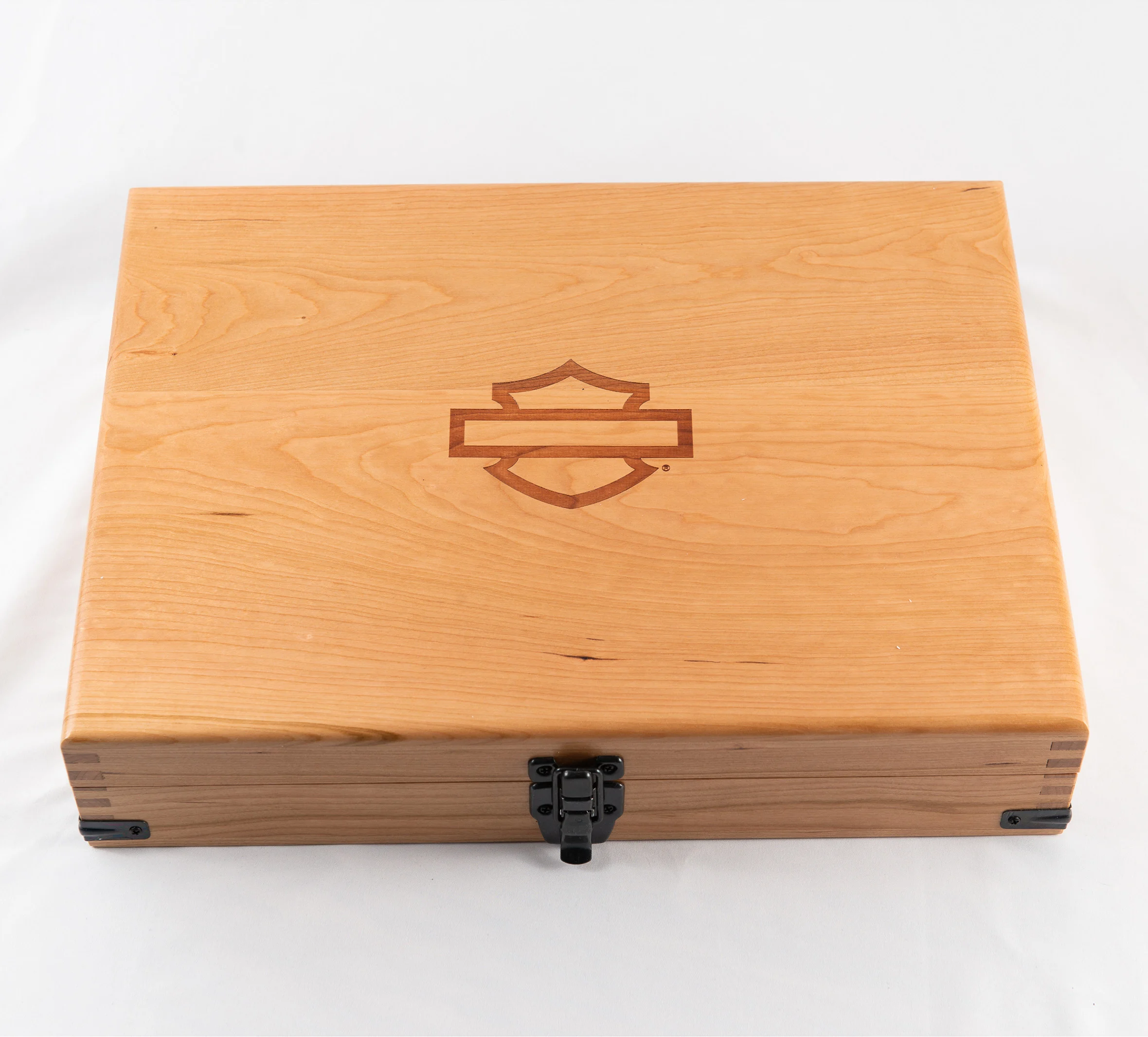 H-D Deluxe 3 in 1 Game Set Four across / Checkers / Playing cards