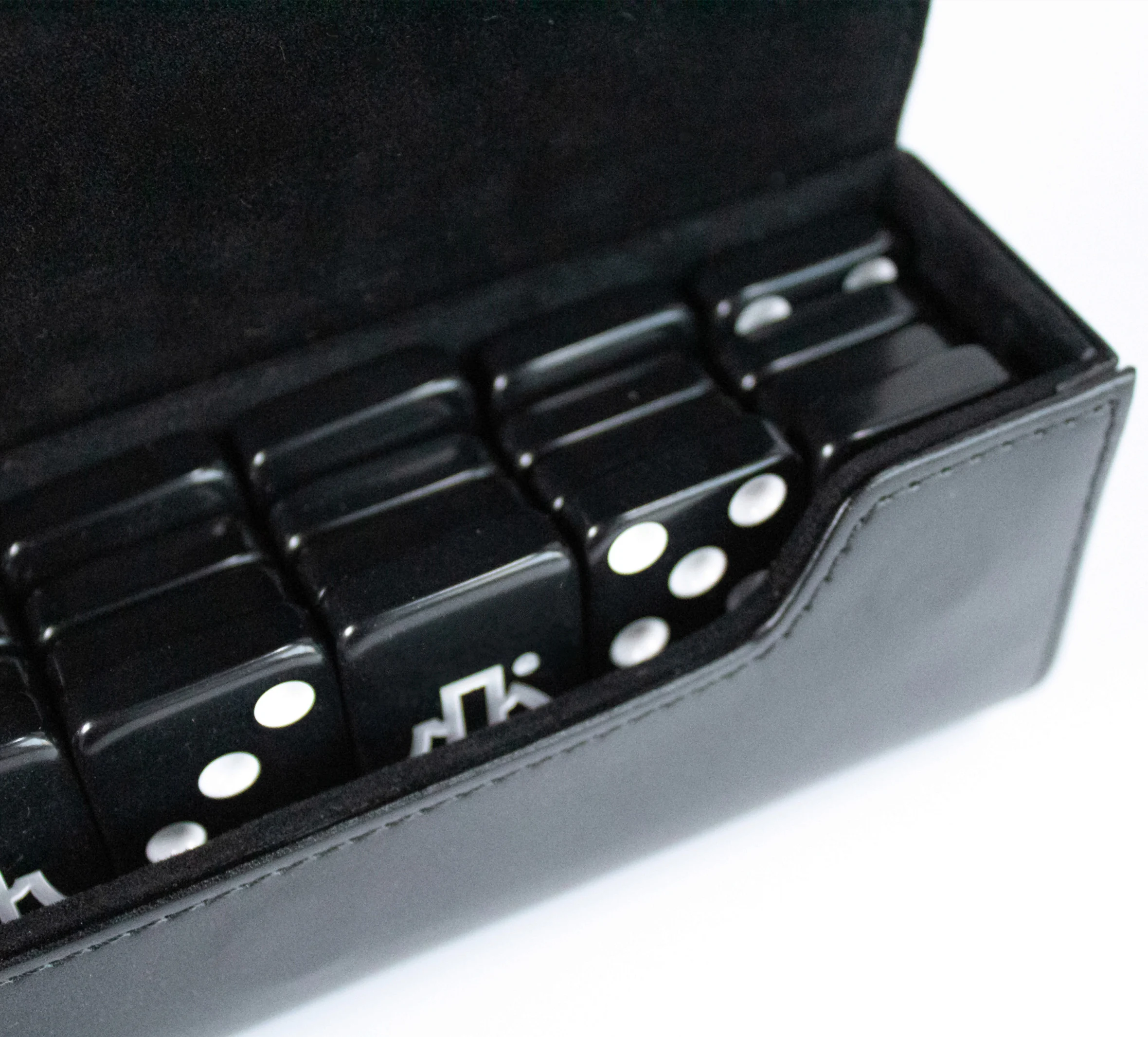 H-D Travel Saddlebag Dominoes