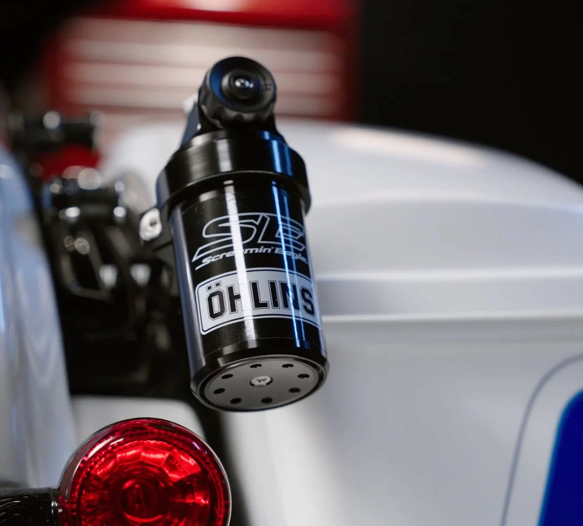 Screamin' Eagle/Öhlins Remote Reservoir Rear Shocks