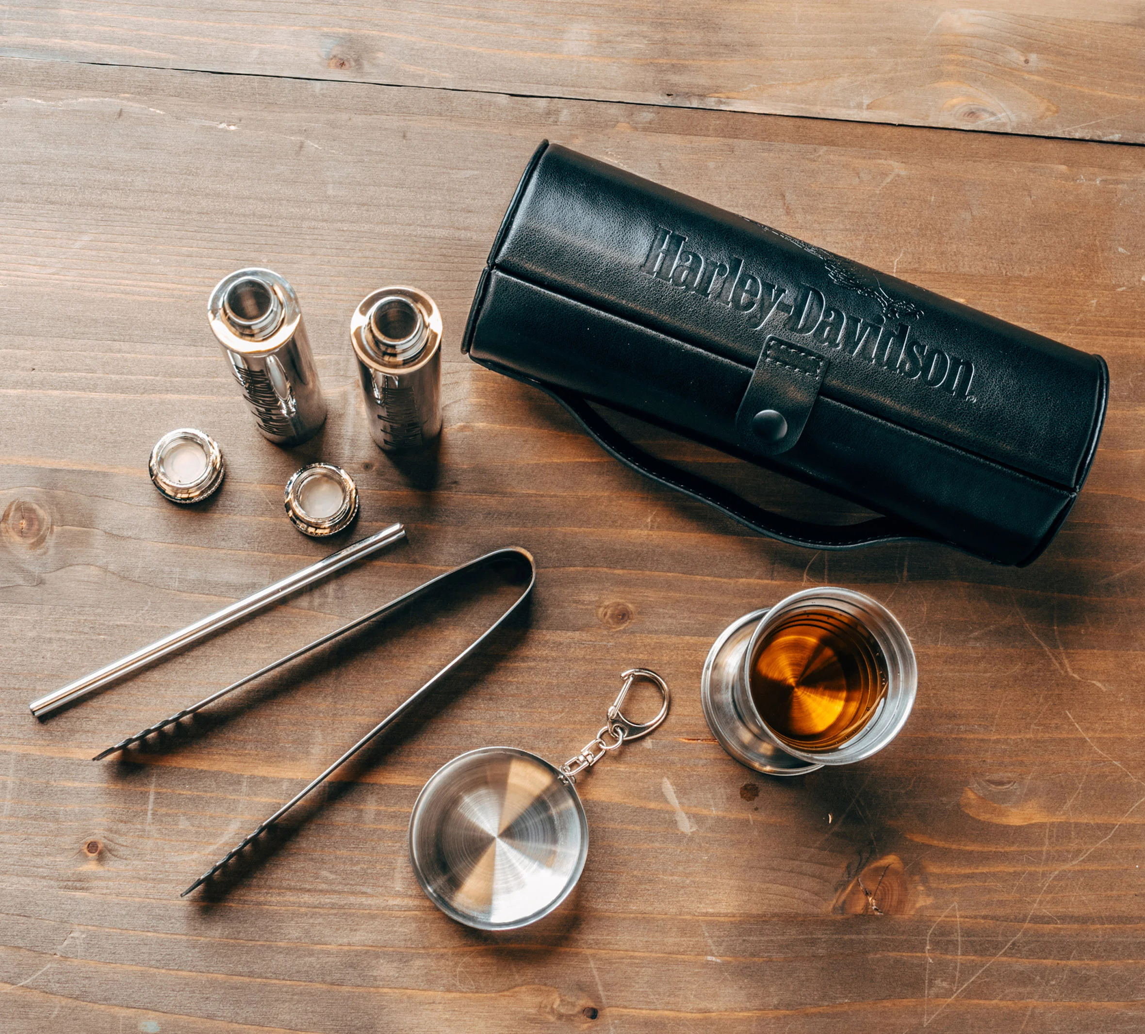 Open Bar & Shield Eagle Travel Bar Set