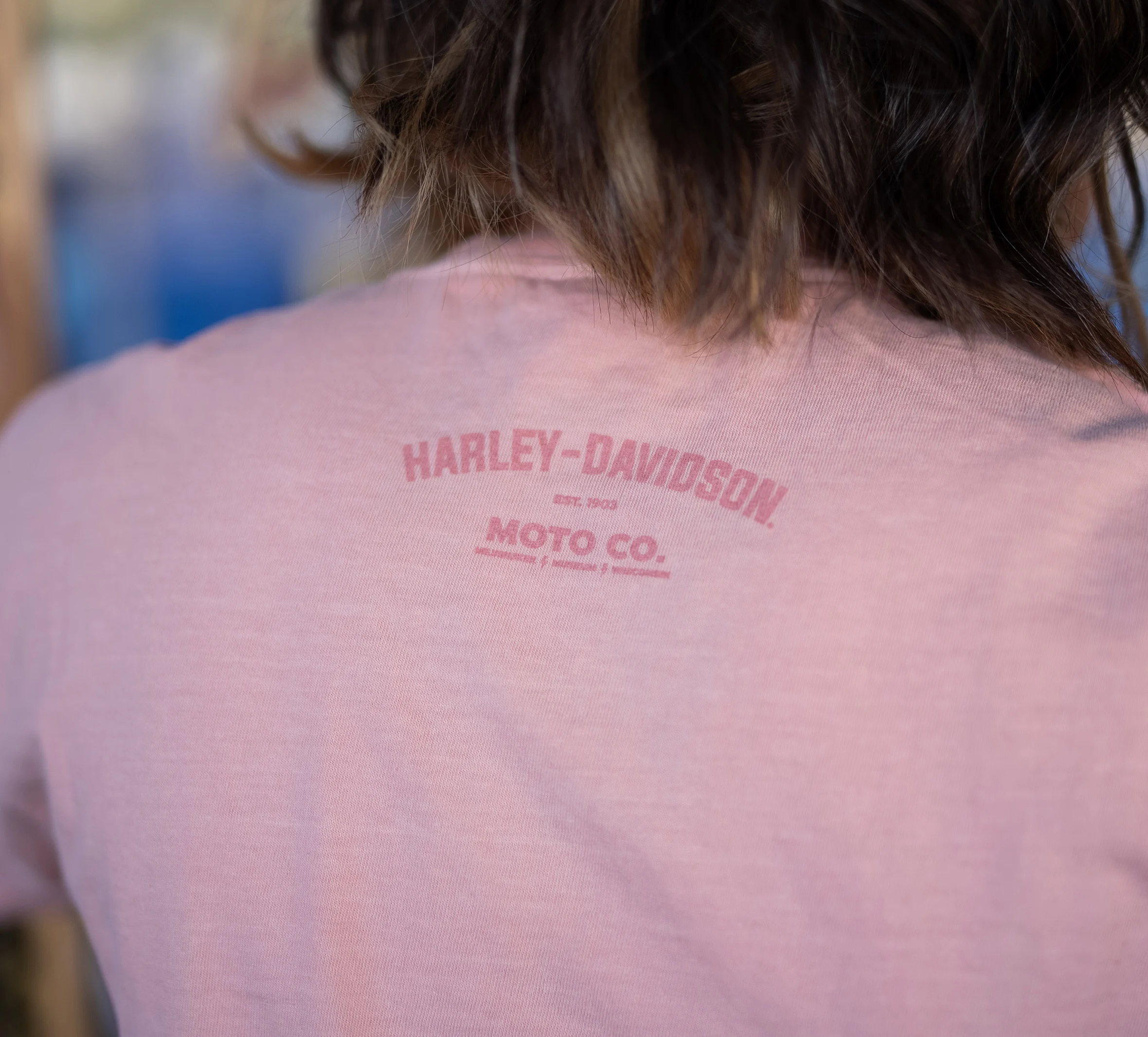 Women's Bar & shield Lightning Bolt Tee