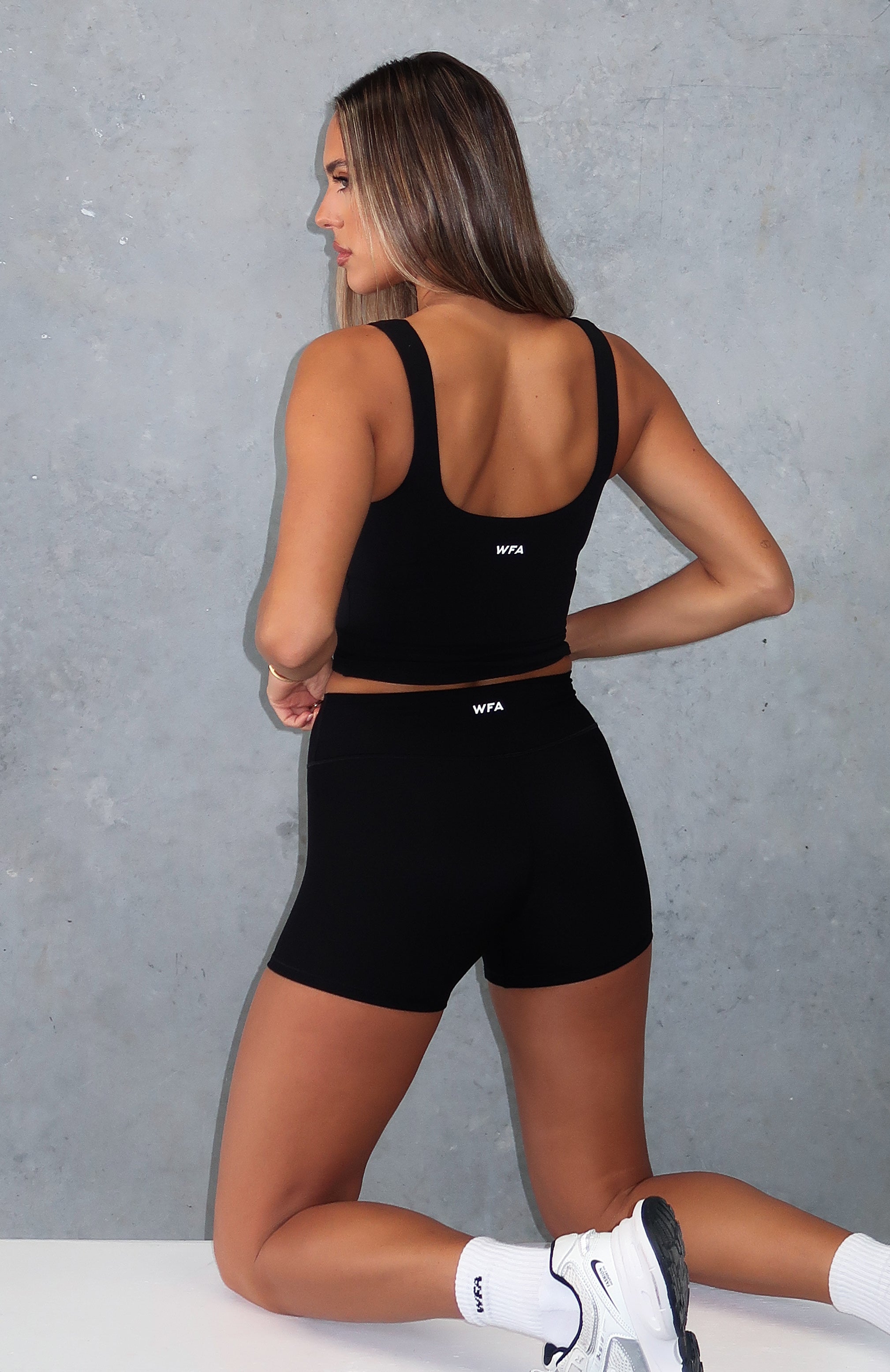 Shift Mid Rise Shorts 3.5