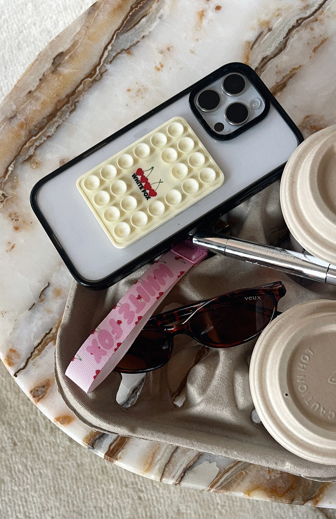 Club 14 Taylah Phone Grip Lemon