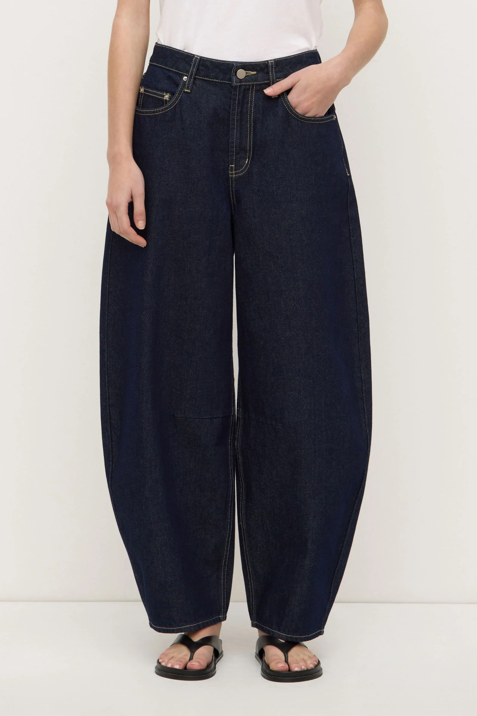 High Rise Barrel Jean