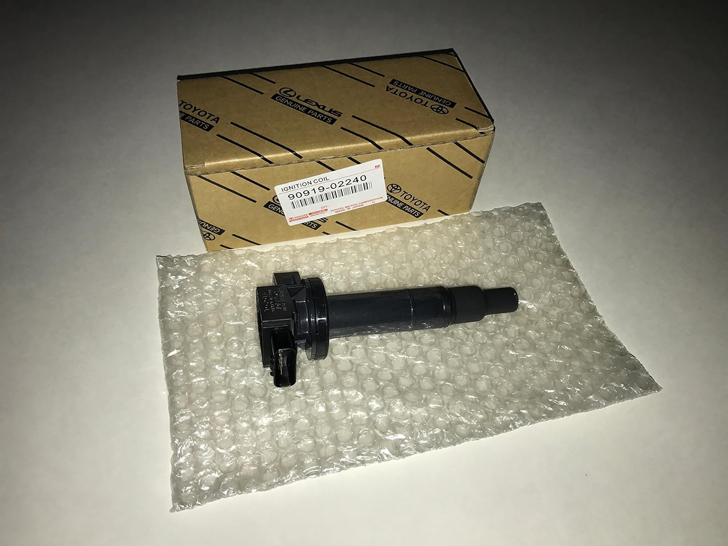 GENUINE OEM 90919-02240 00-08 TOYOTA echo yaris SCION 1.5L 4CYL Ignition Coil