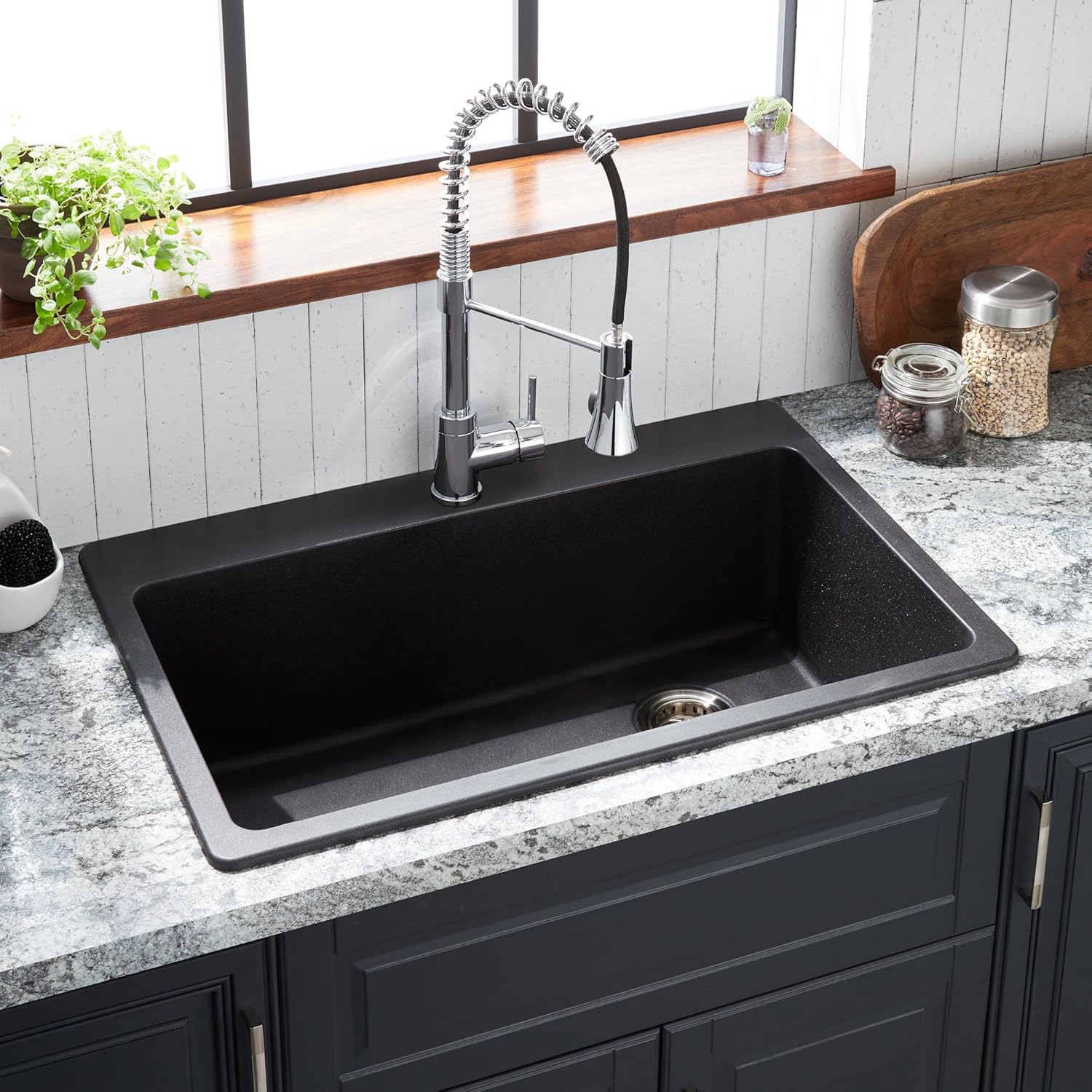 Signature Hardware 447659 Totten 33