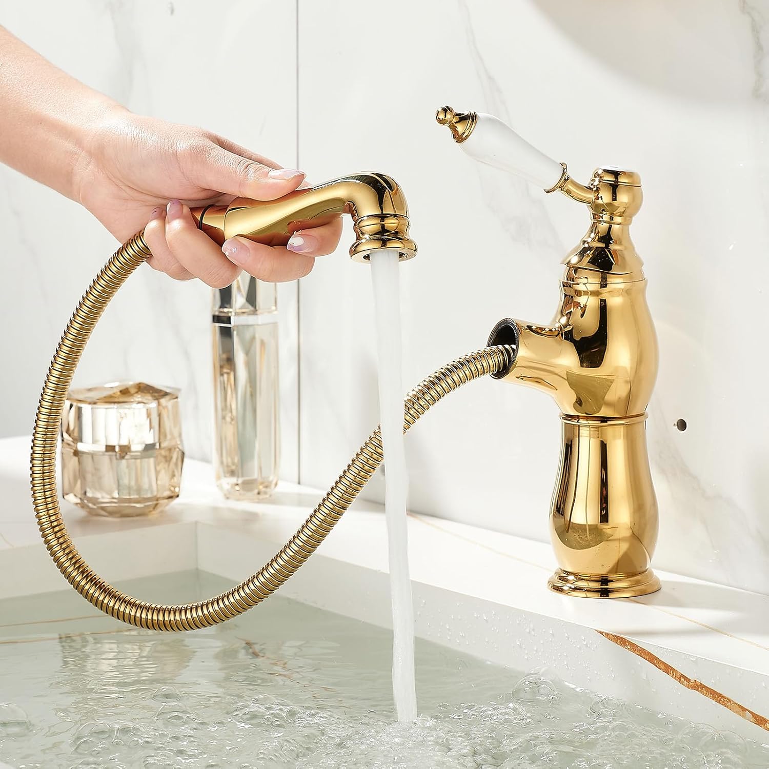 Bathroom Sink Faucet with Pull Out Sprayer, Single Hole Bathroom Faucet, Retro Baisn Faucet, Single Handle Lavatory Sink Faucet, Vintage Bathroom Faucet,Gold