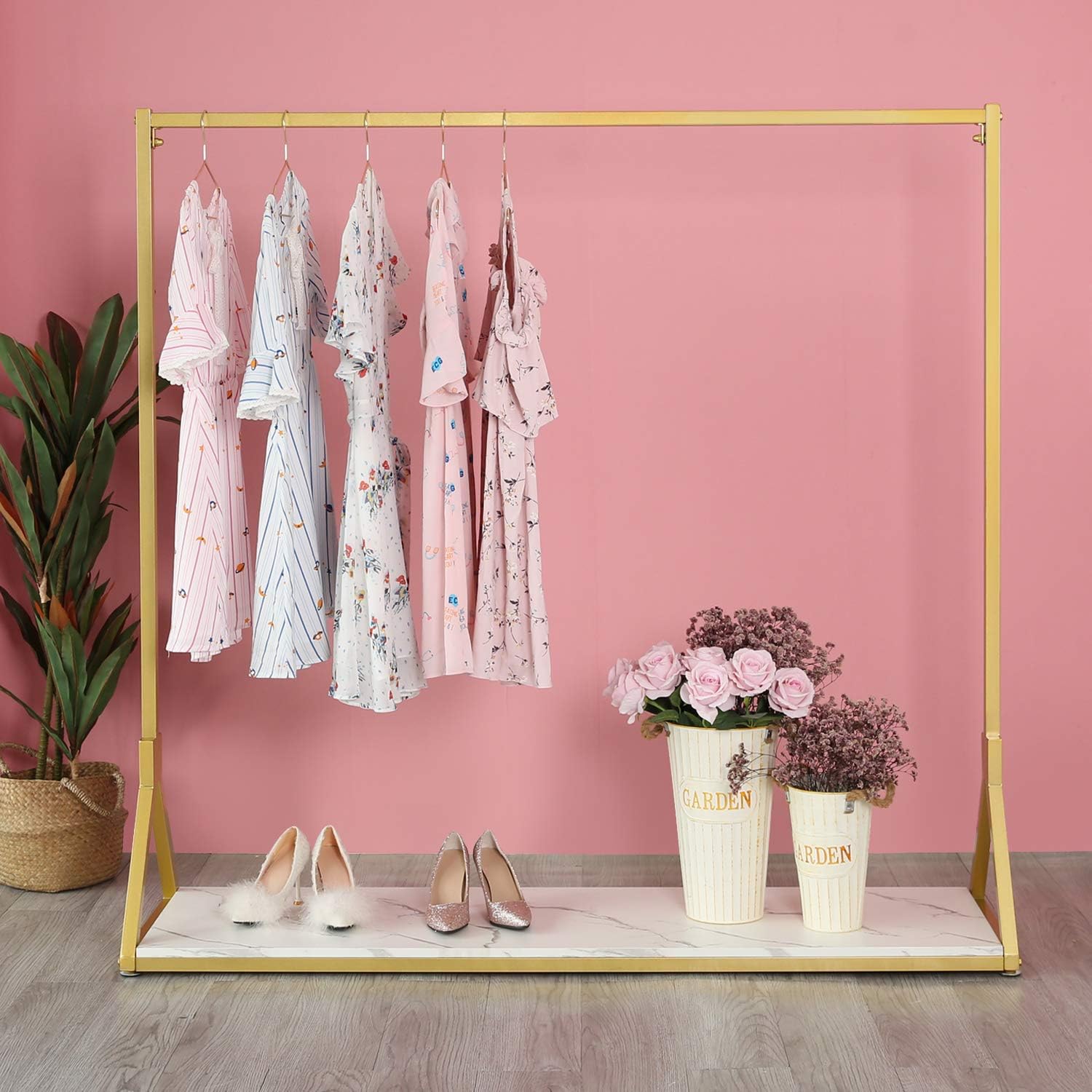 HOMEKAYT Gold Clothing Rack Gold Clothes Rack on Wheels Gold Garment Rack Modern Display Rack for Home,Boutique,Retail -59’’L