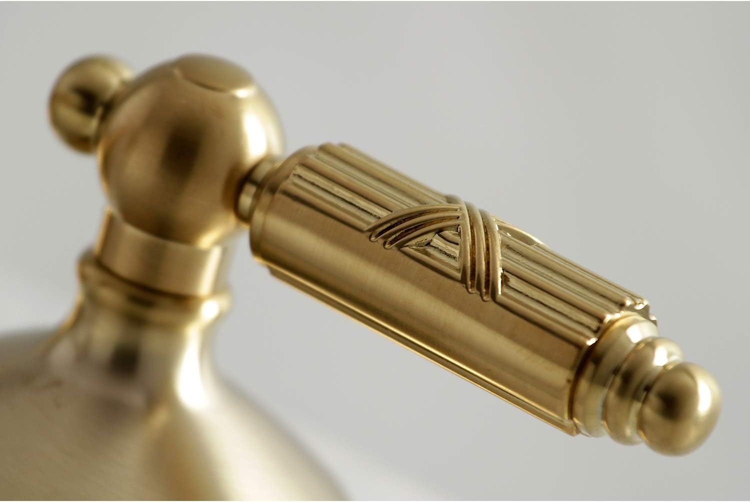 Kingston Brass KS1167GL 8 in. Widespread Bathroom Faucet, Brushed Brass