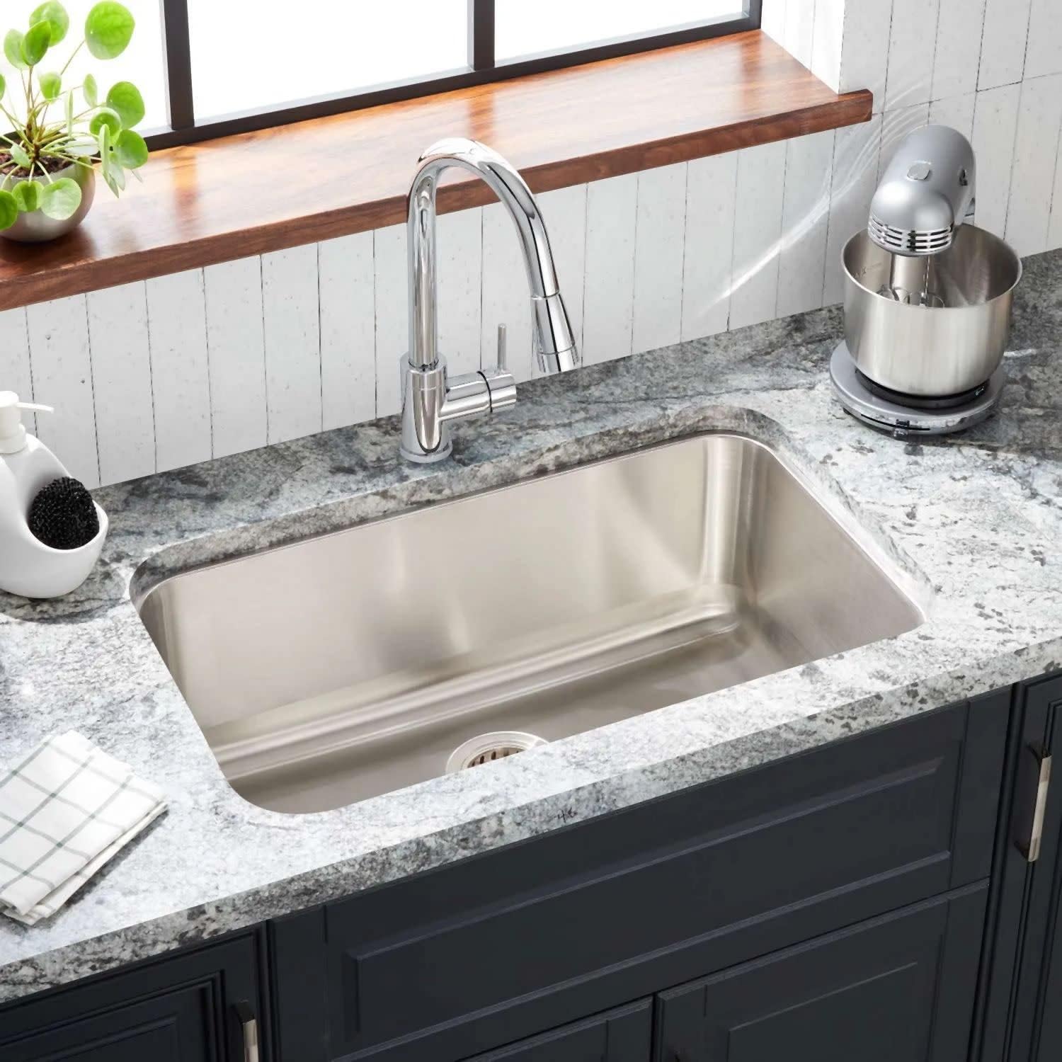 Signature Hardware 447789 Calverton 30