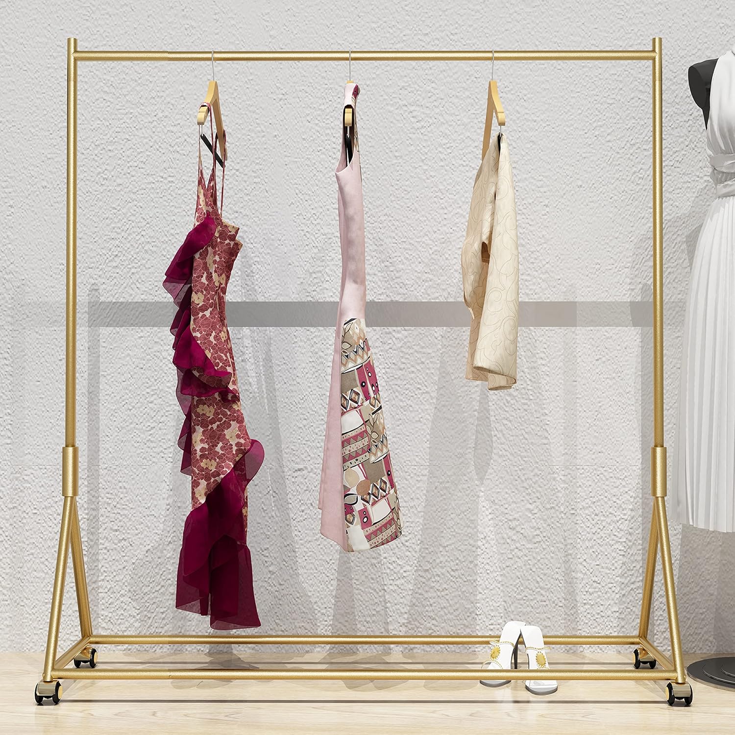 HOMEKAYT Gold Clothing Rack Gold Clothes Rack on Wheels Gold Garment Rack Modern Display Rack for Home,Boutique,Retail -59’’L