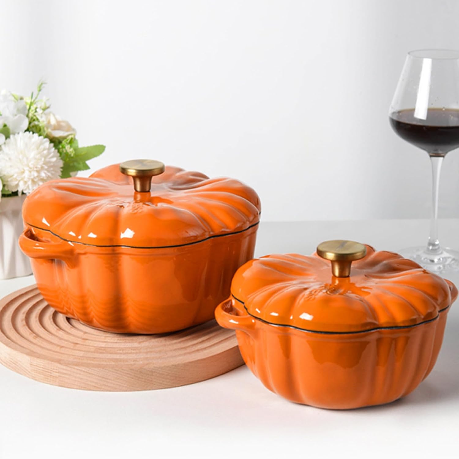 Cast Iron Dutch Oven, Pumpkin Shape Cooking Pot With Lid and Handles, Non-Stick Casserole for Stew and Soup, Halloween Enamel Cookware Crock for Porridge, 1.5L Gift