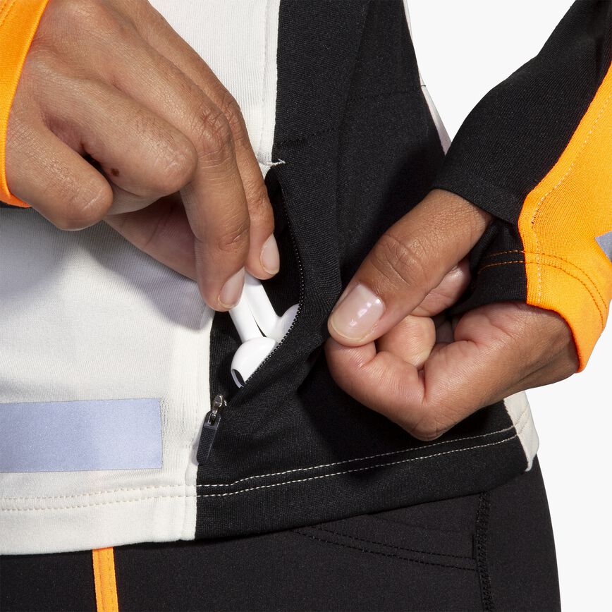 Run Visible 1/2 Zip 2.0