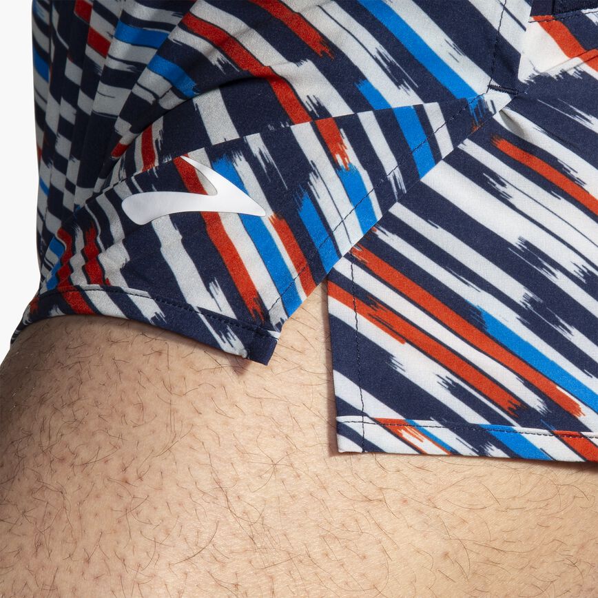 Sherpa 3" Split Short