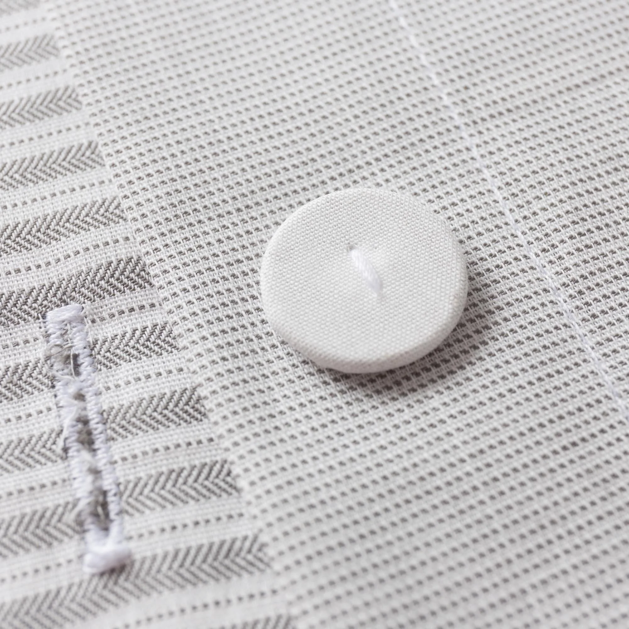 Kissenbezug Izeda [Hellgrau/Wei]