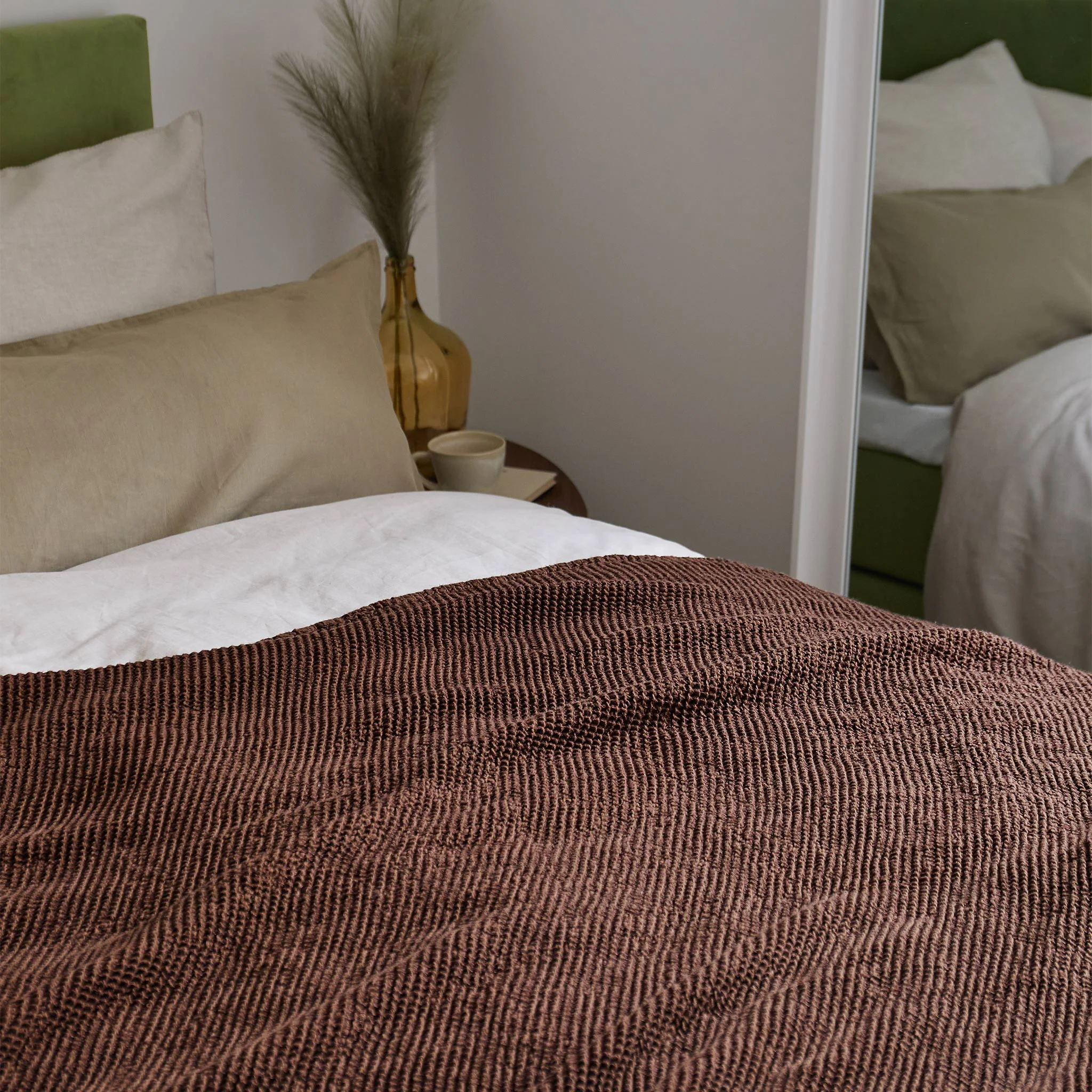 Leinen-Baumwoll-Tagesdecke Ovelha [Nussbaum]