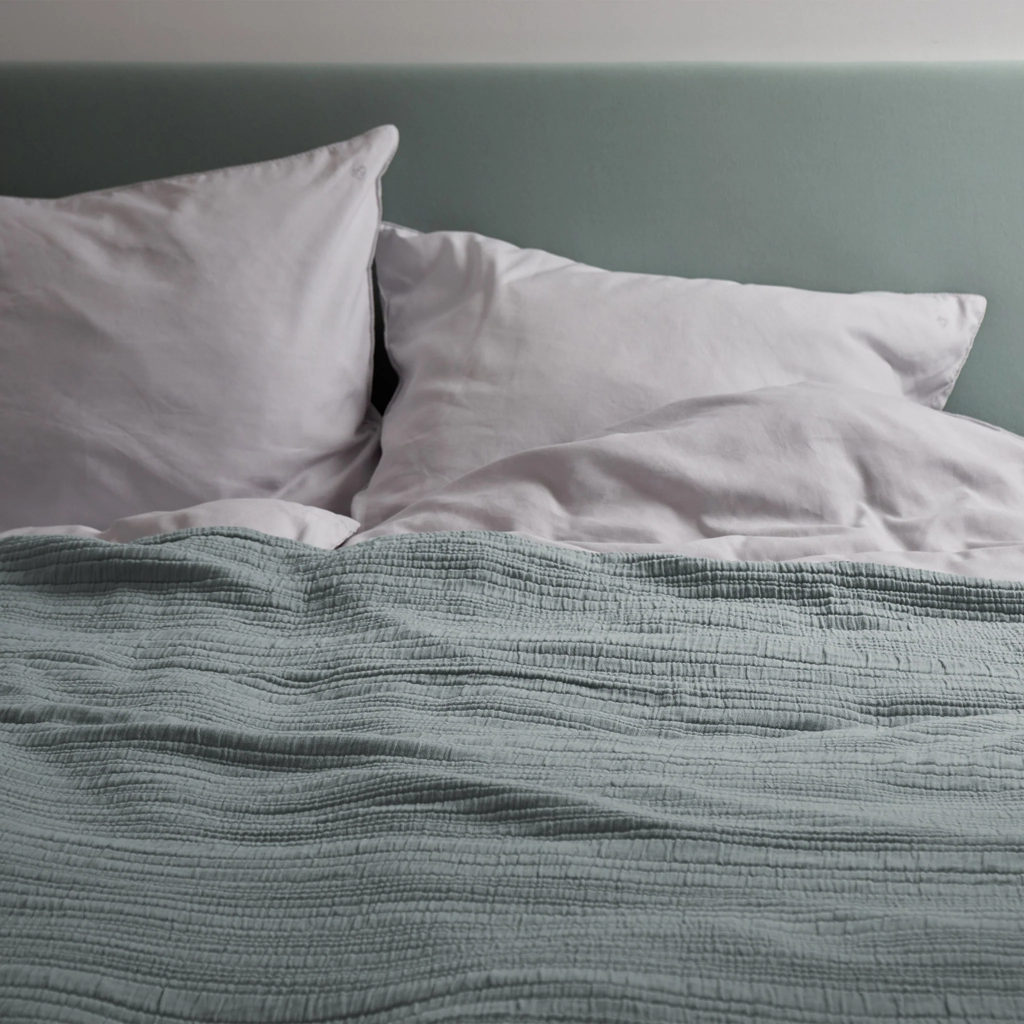 Tagesdecke Velho [Helles Grüngrau]