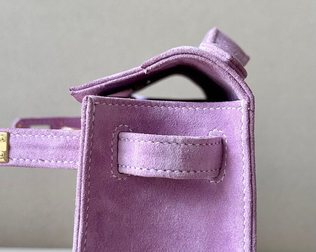 Kelly1 Mini 22 Deerskin