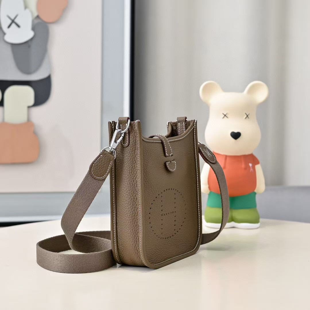 Evelyn 16-29 Custom-made