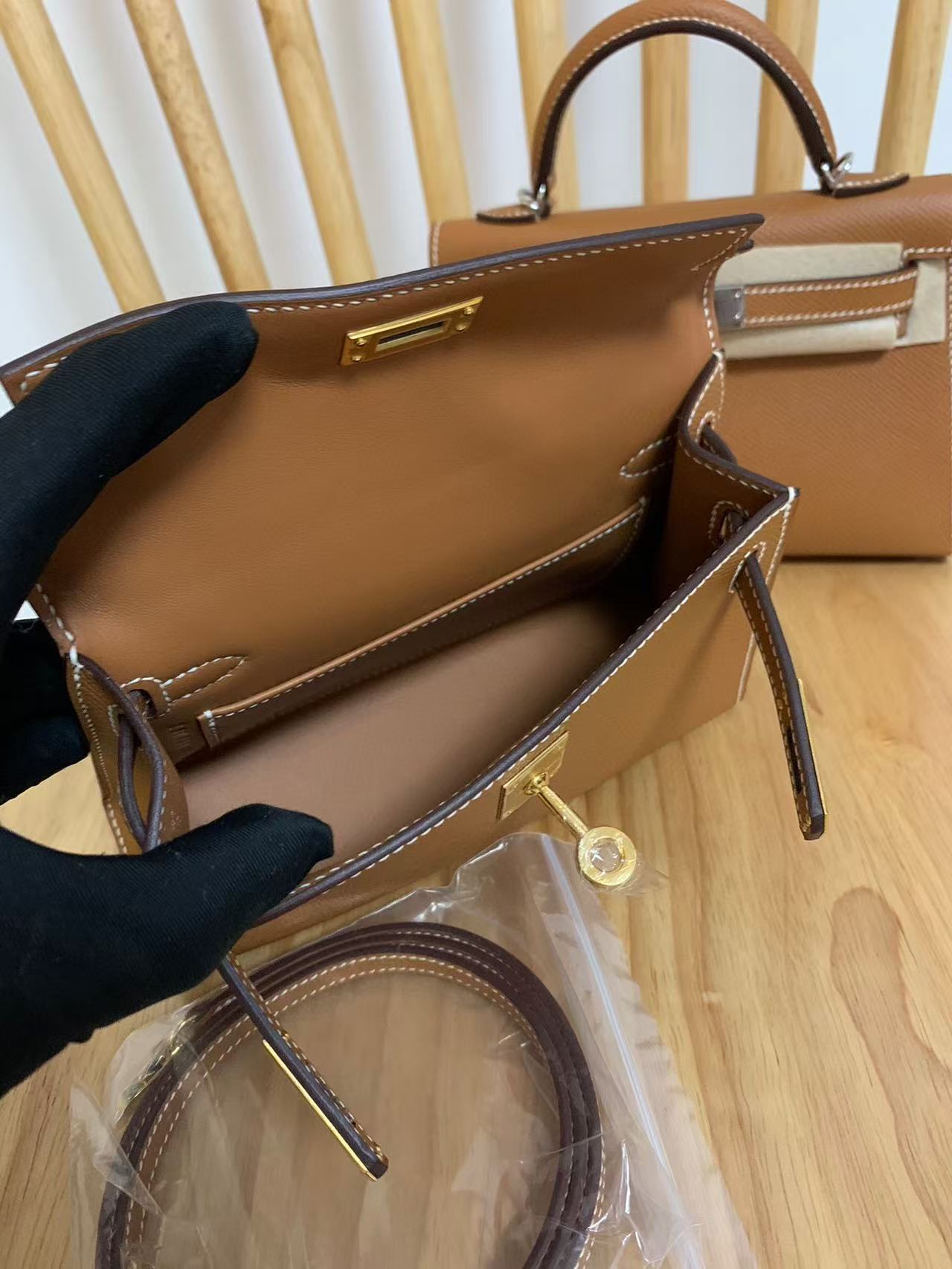 Kelly2 Mini 19 Custom-made