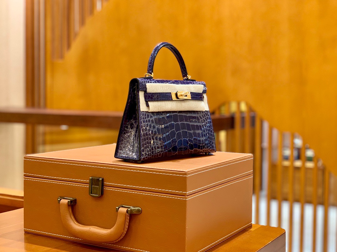 Kelly2 Mini 19 American crocodile skin