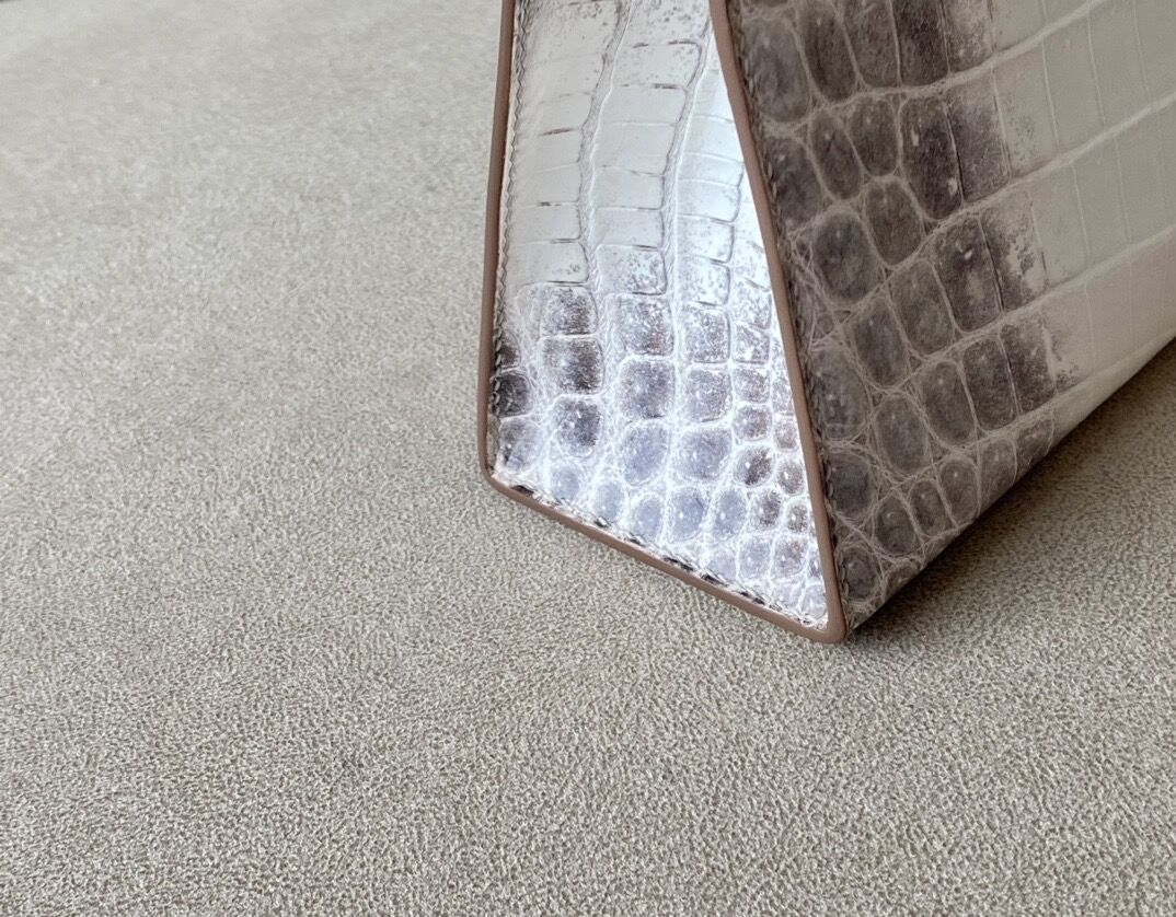 Himalayan Kelly1 Mini 22 crocodile skin