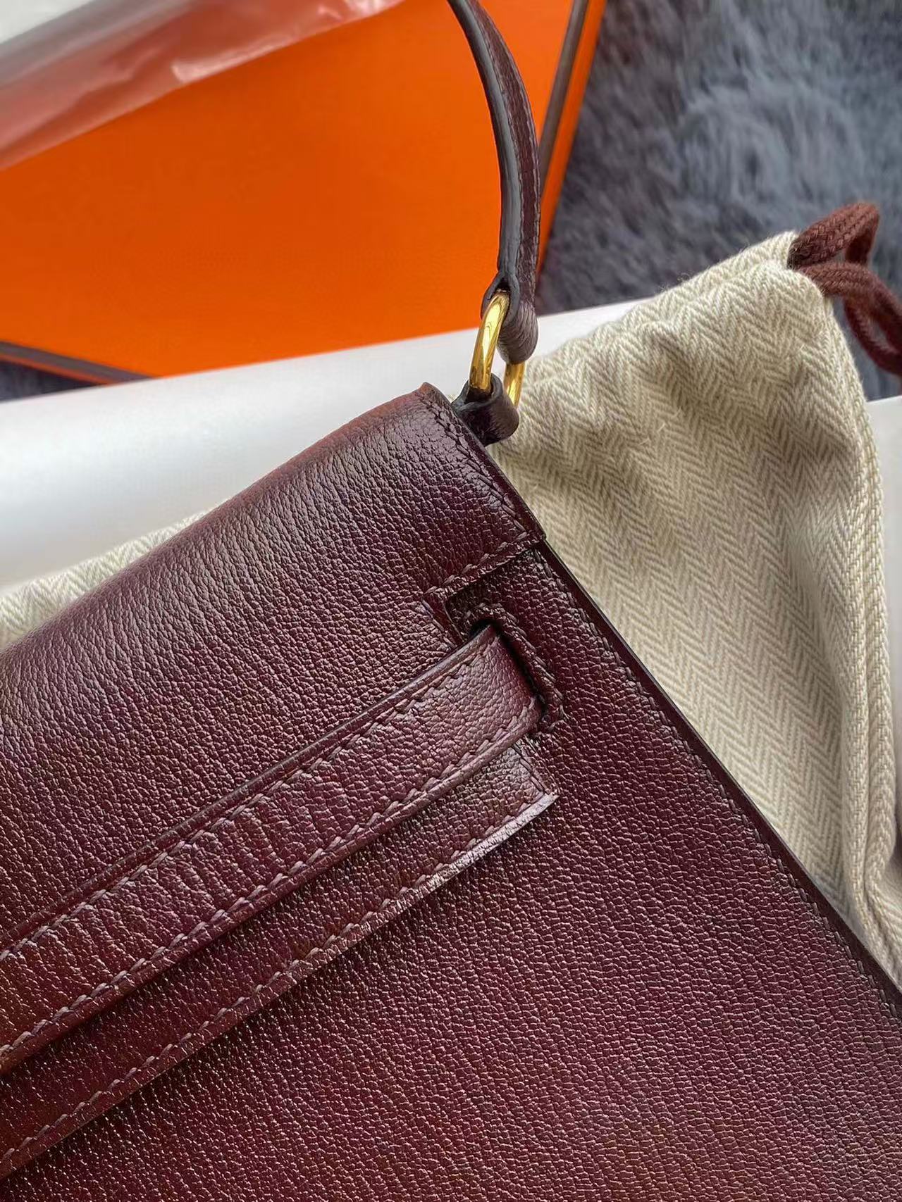 Kelly Elan Custom-made