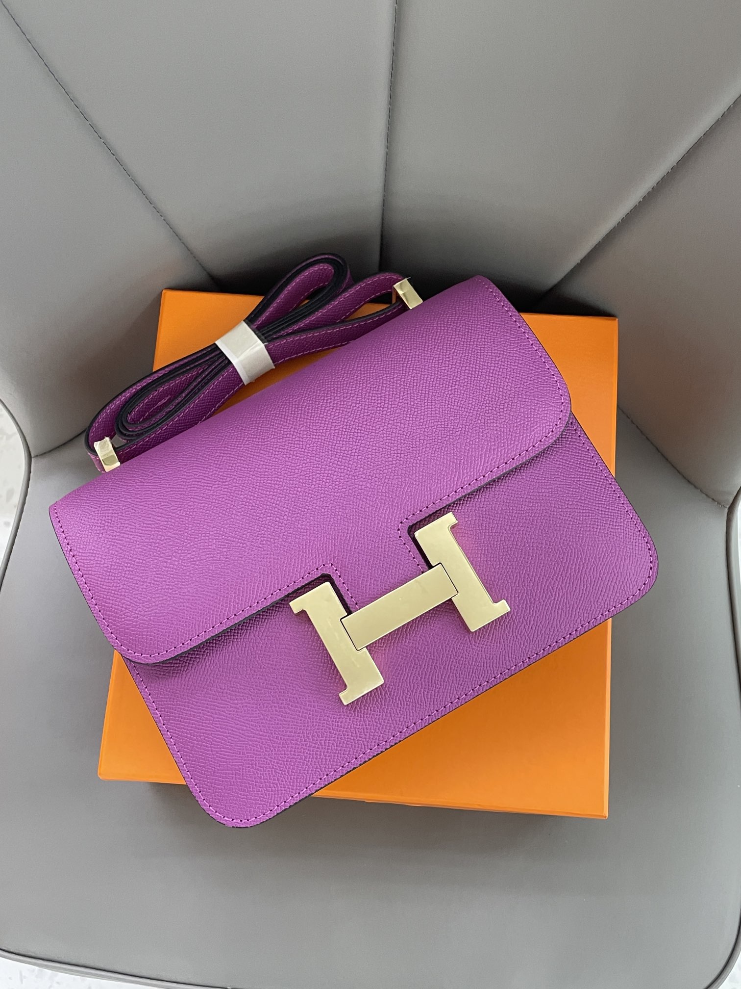 Constance Mini 19-24