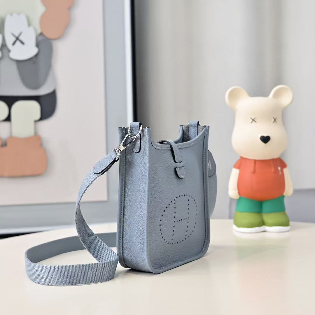 Evelyn 16-29 Custom-made