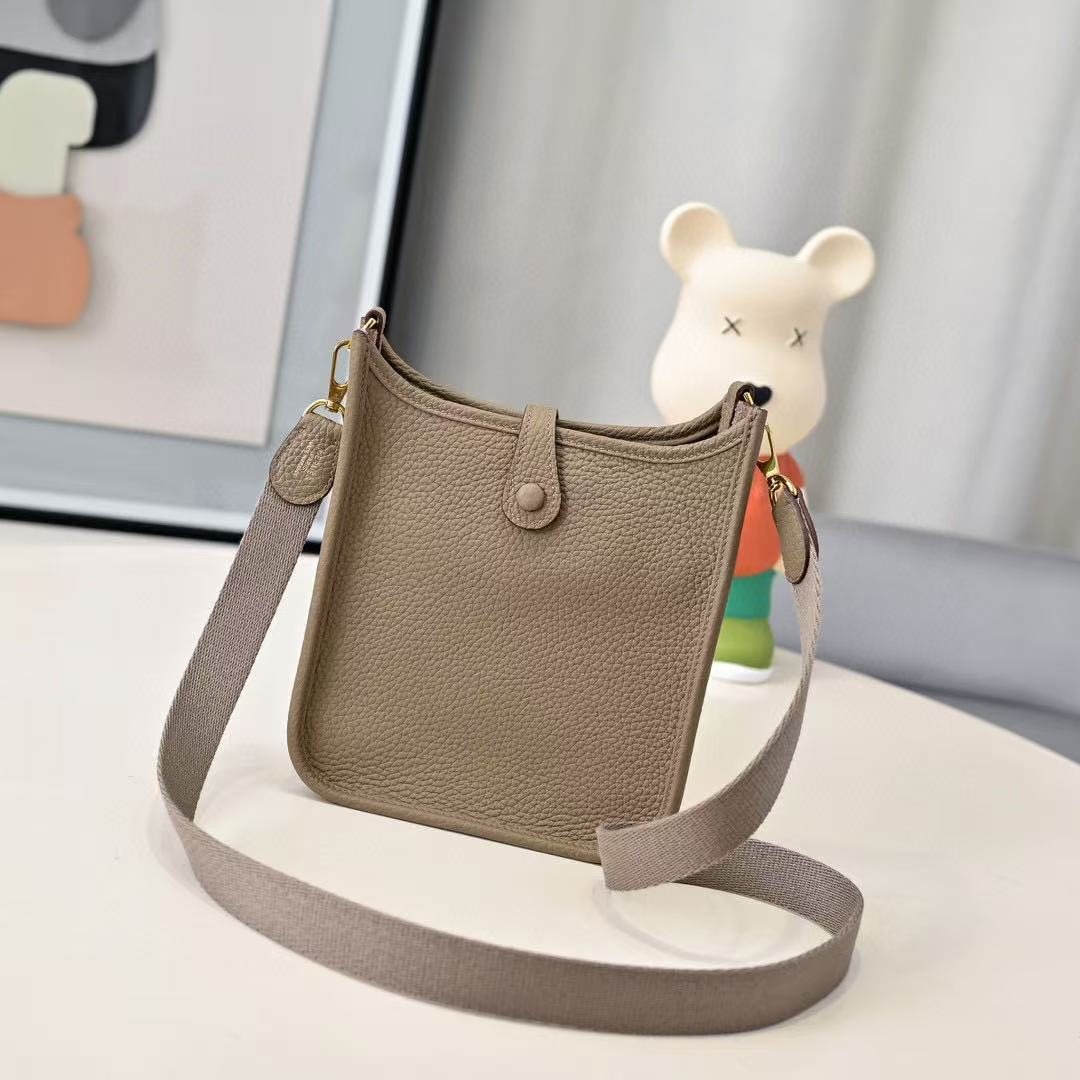 Evelyn 16-29 Custom-made