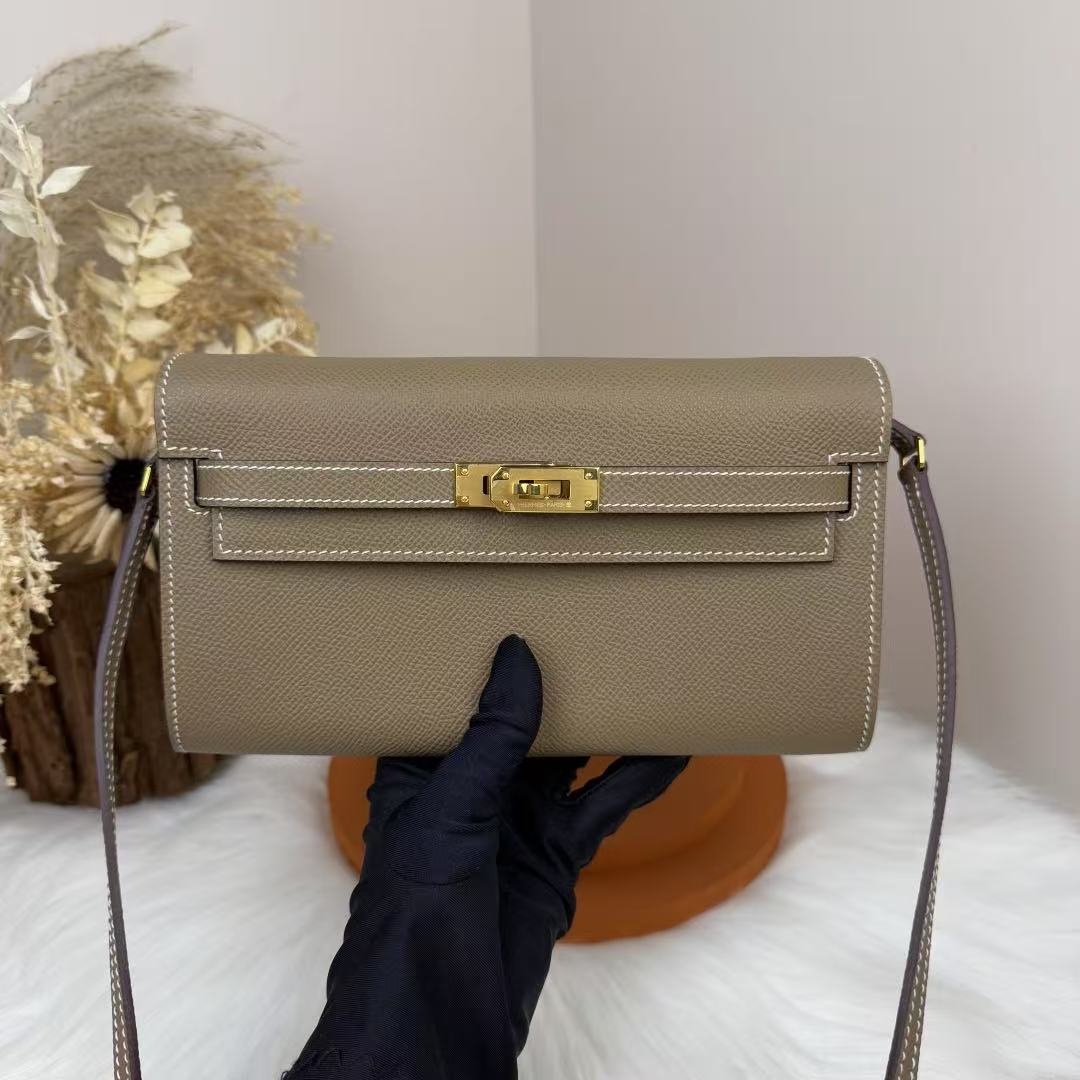 Kelly Classique TO Go wallet Custom-made