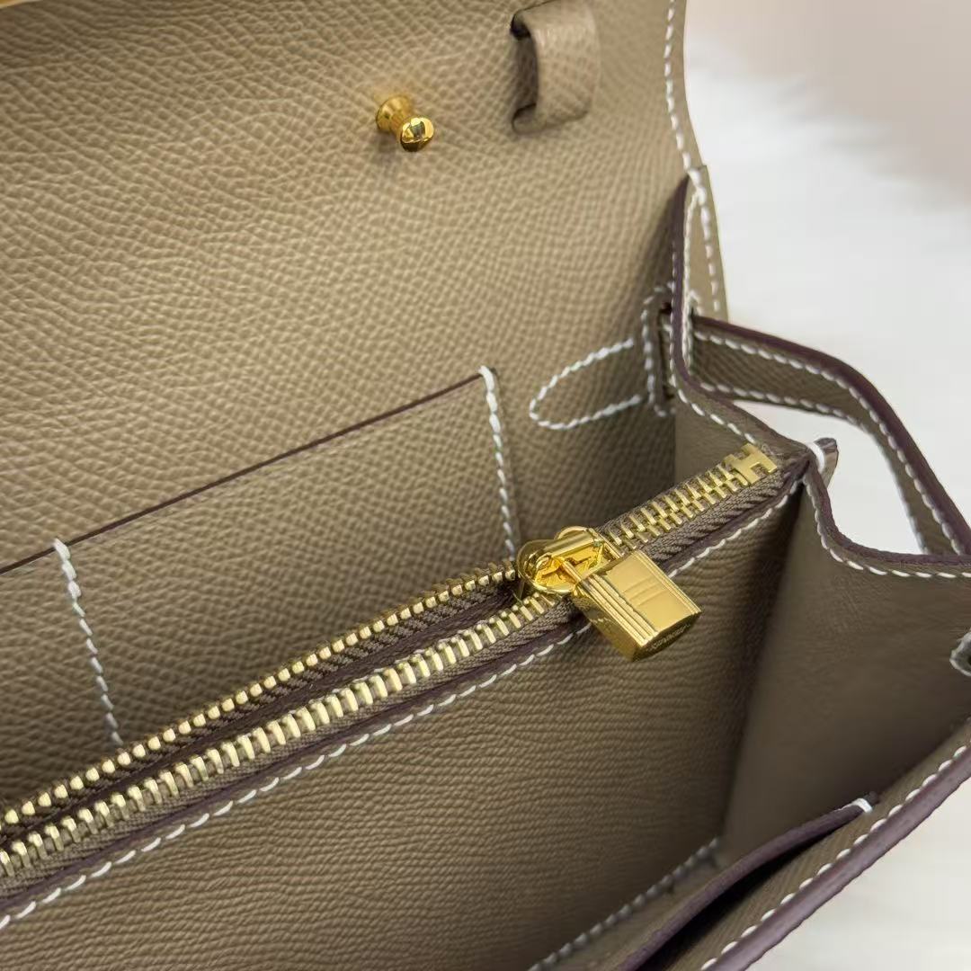 Kelly Classique TO Go wallet Custom-made