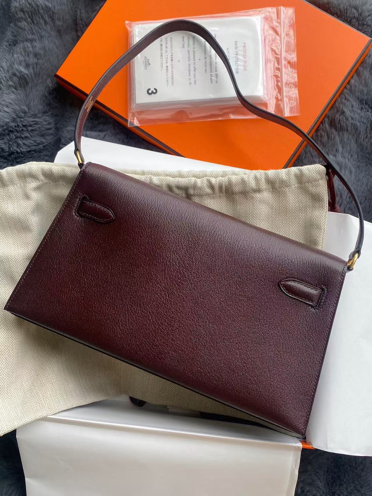 Kelly Elan Custom-made