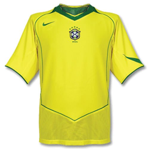 Camiseta Retro Brasil 04/05 - NewNow