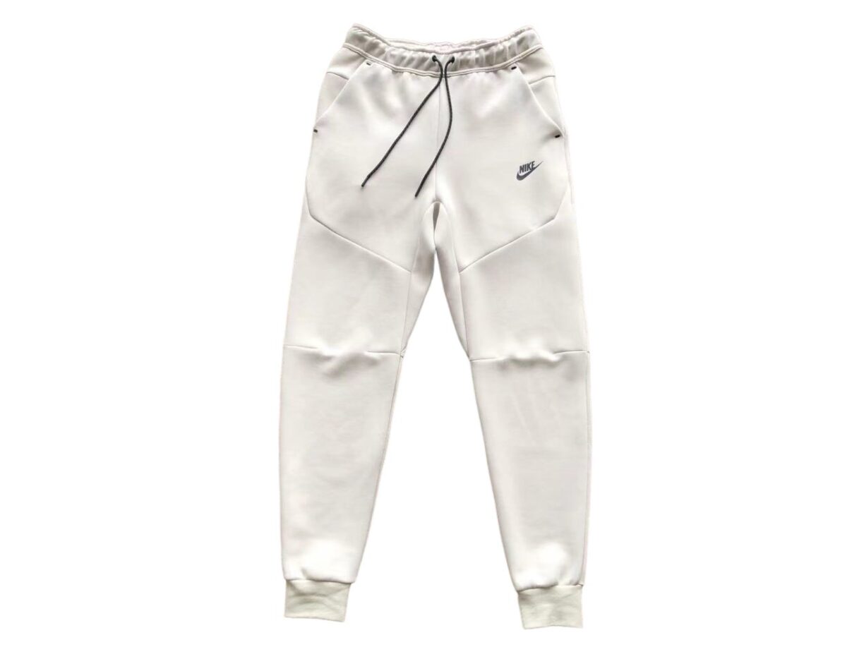 Pantalón Largo Nike Tech Fleece Blanco - NewNow